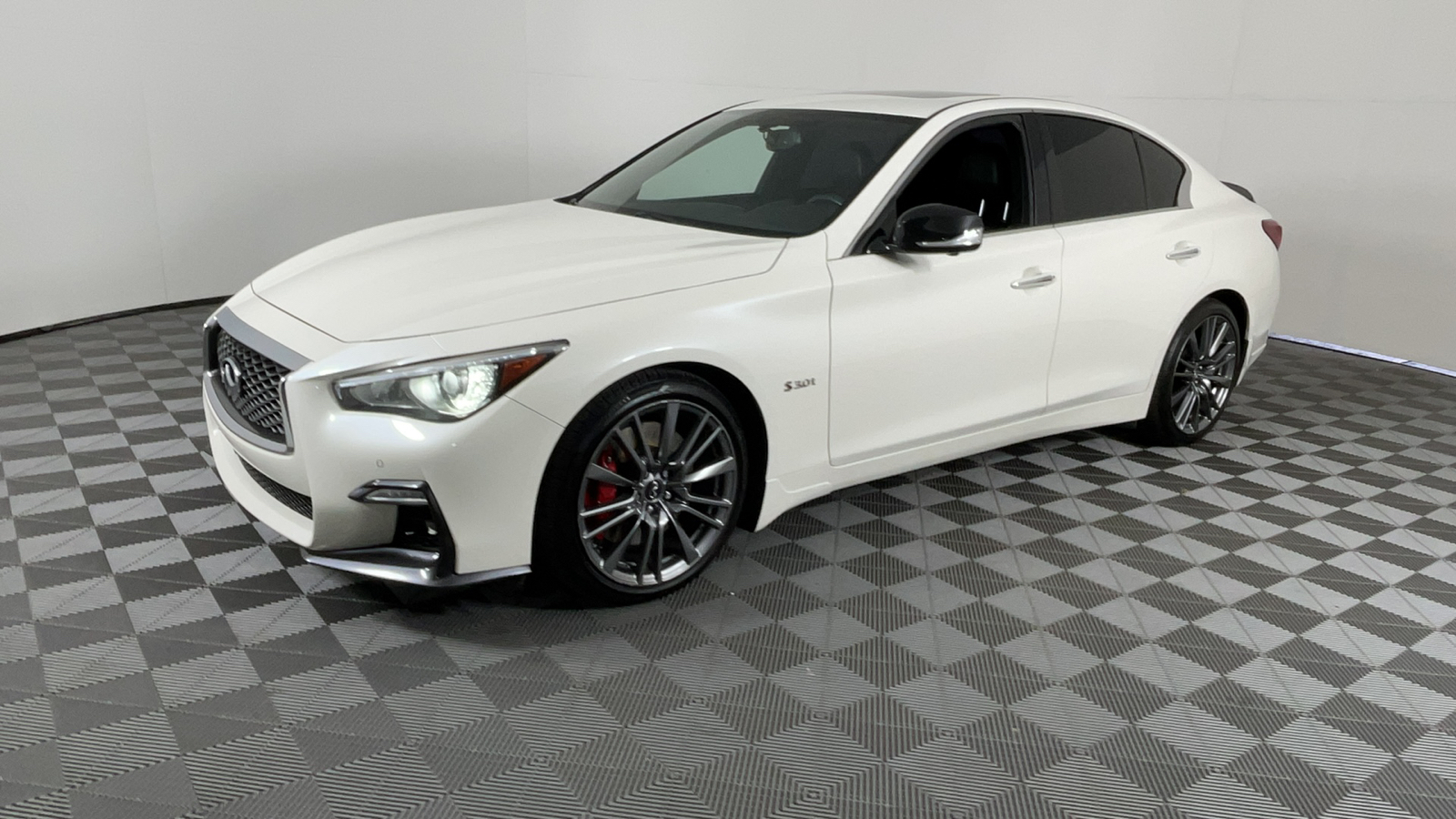 2019 INFINITI Q50 Red Sport 400 8