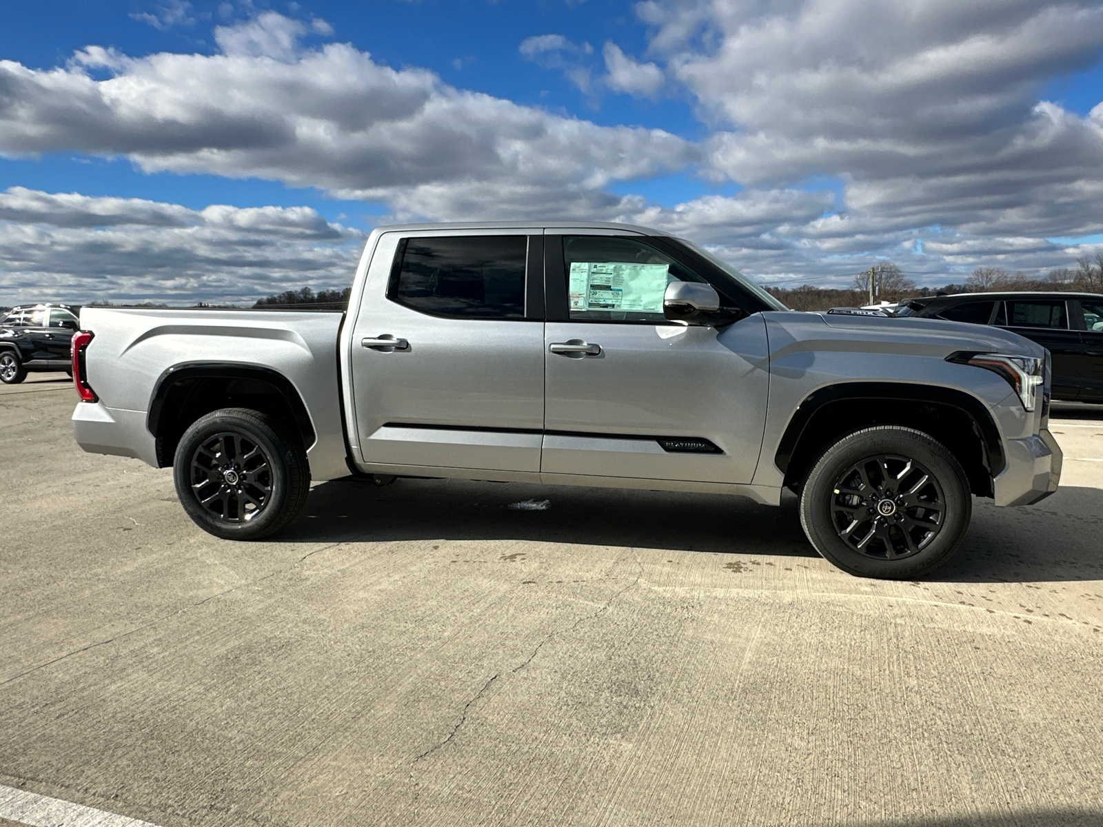 2024 Toyota Tundra Hybrid Platinum 3