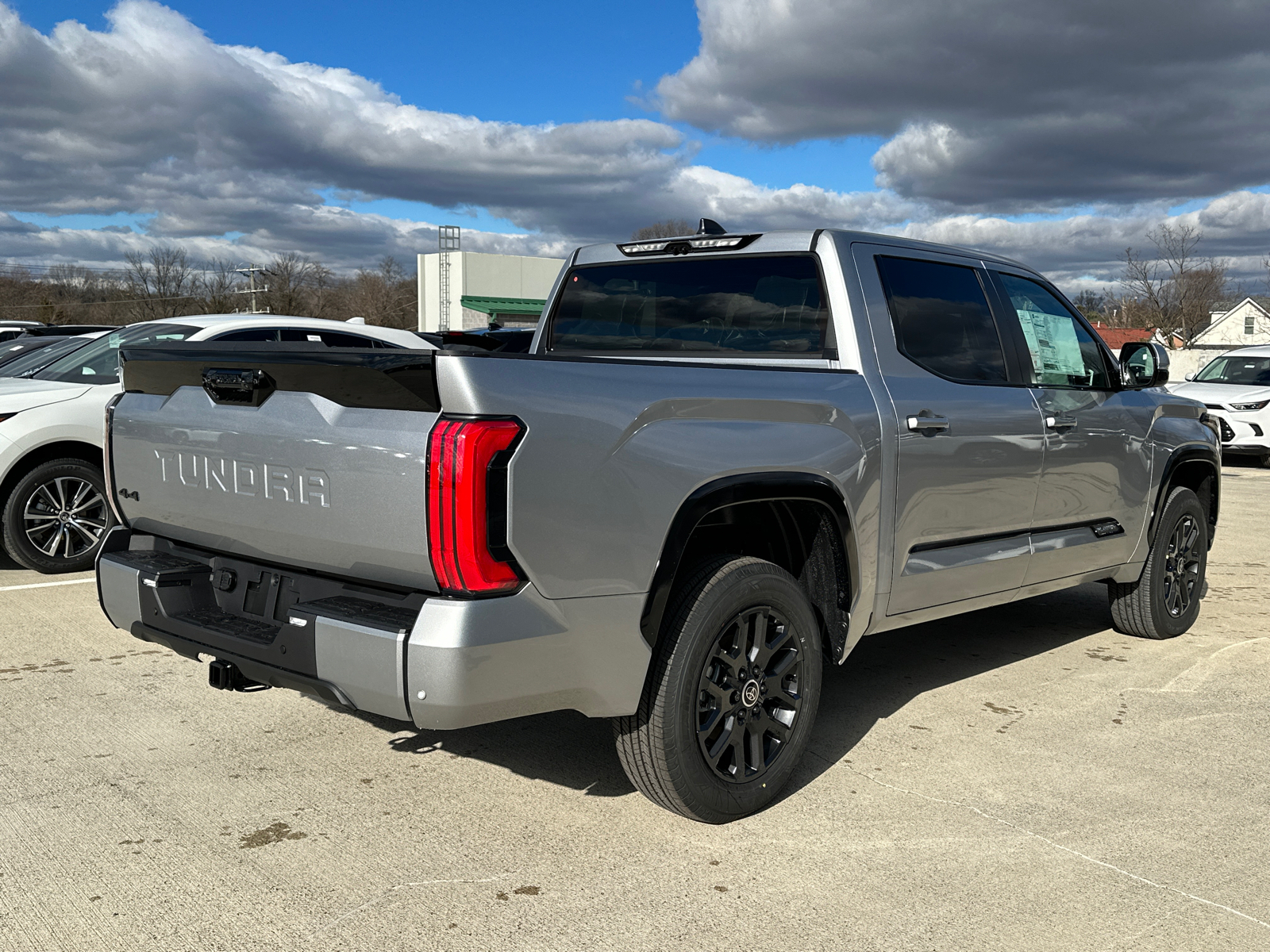 2024 Toyota Tundra Hybrid Platinum 4