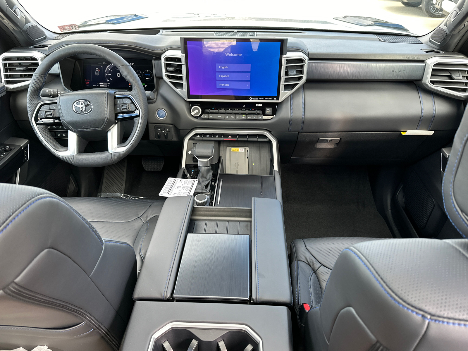 2024 Toyota Tundra Hybrid Platinum 12