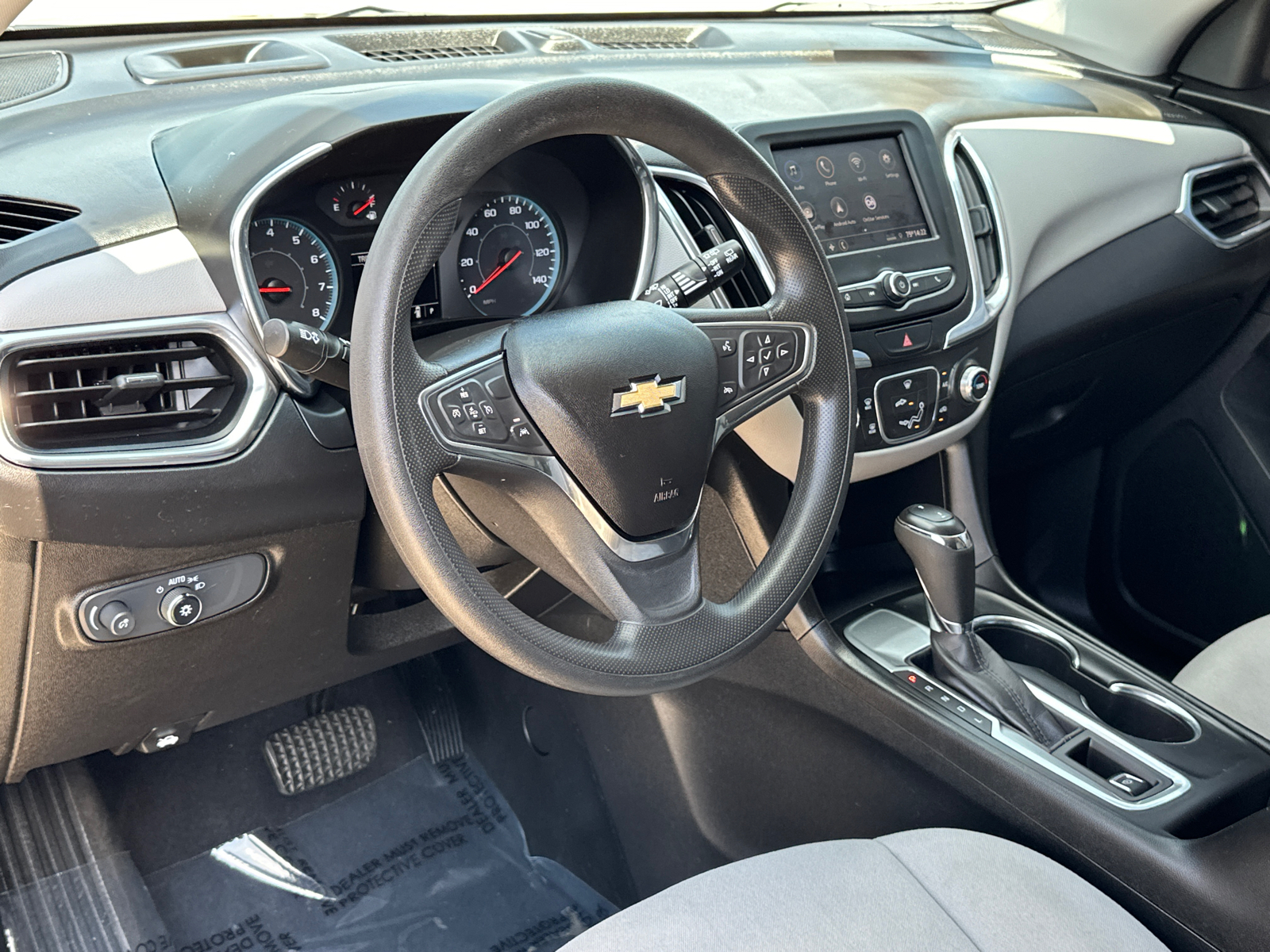 2020 Chevrolet Equinox LS 16