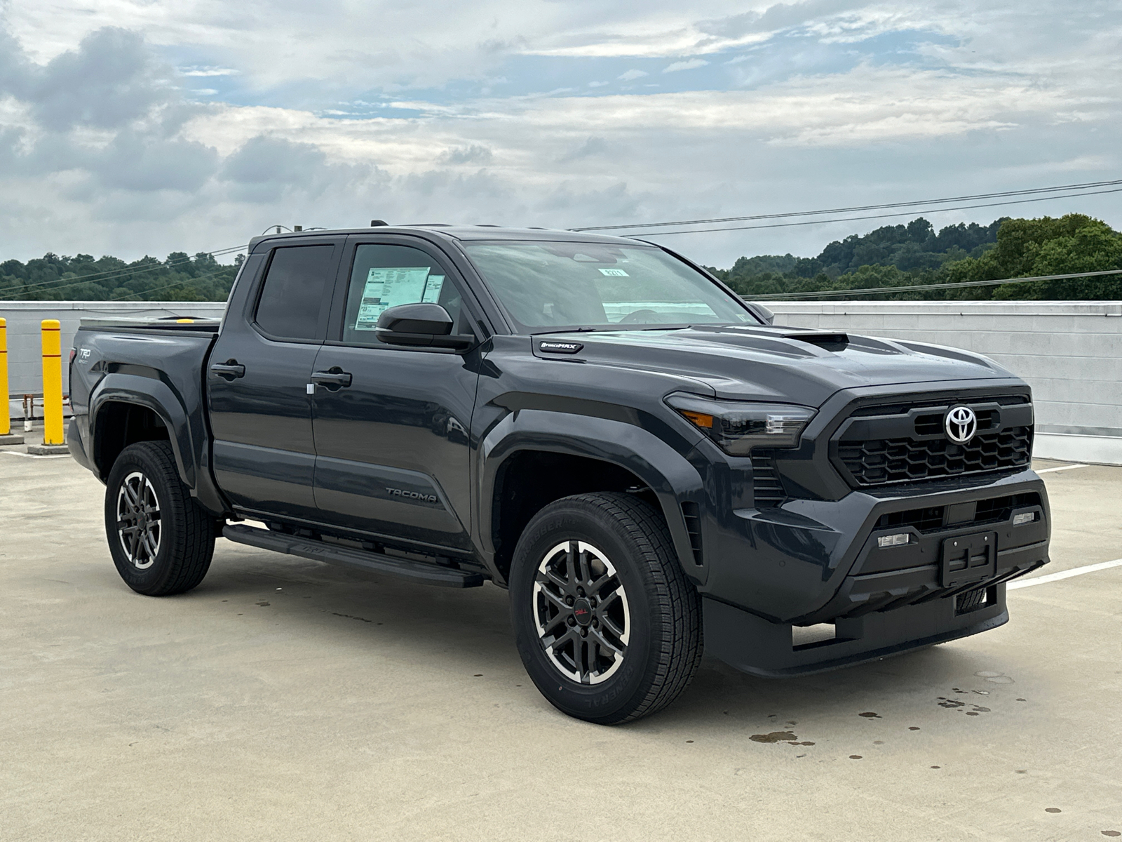 2024 Toyota Tacoma Hybrid TRD Sport 25