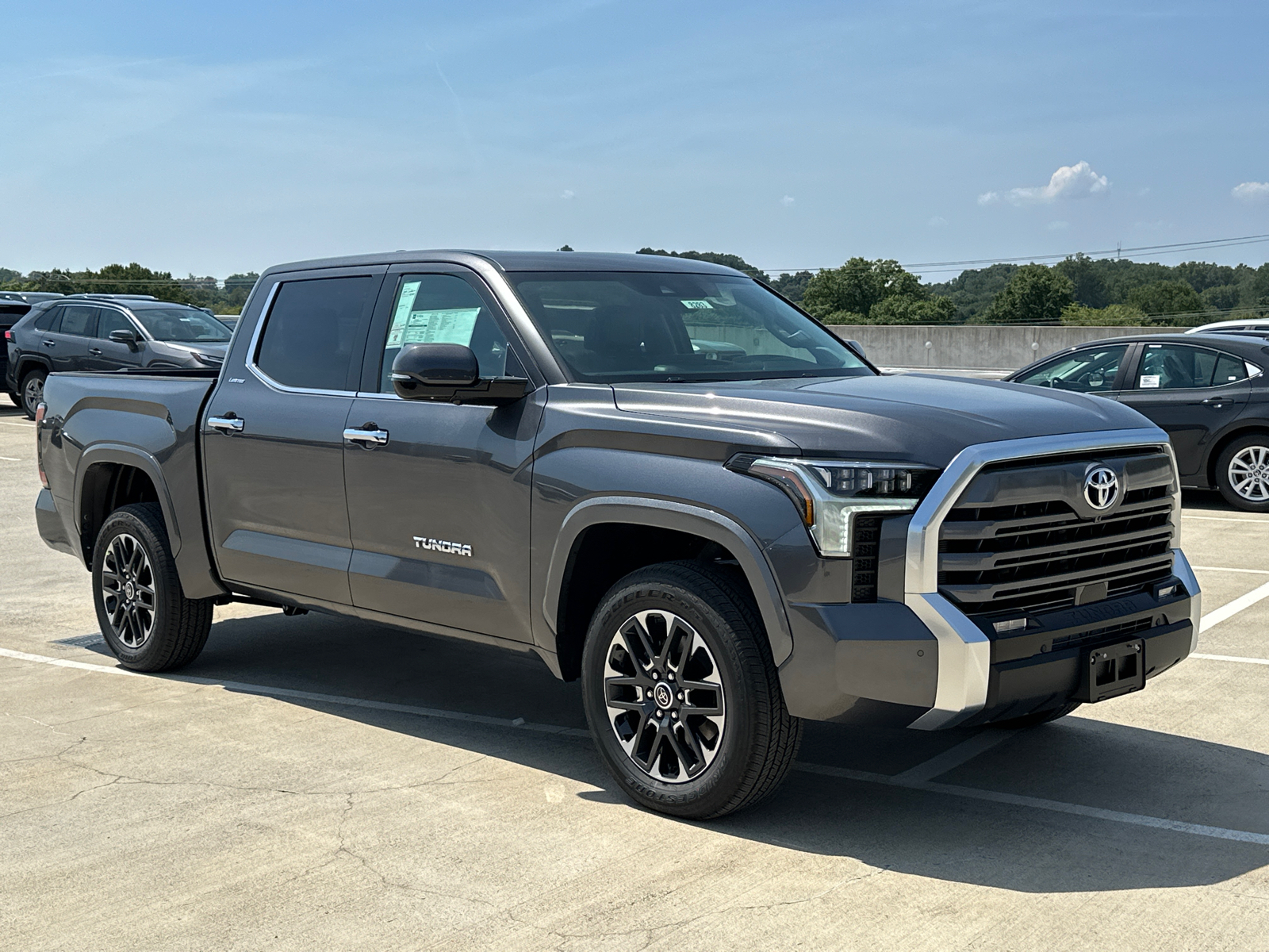 2024 Toyota Tundra Limited 28