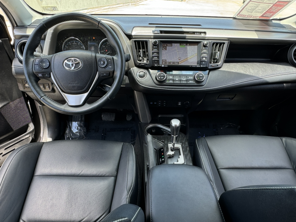 2017 Toyota RAV4 Platinum 22