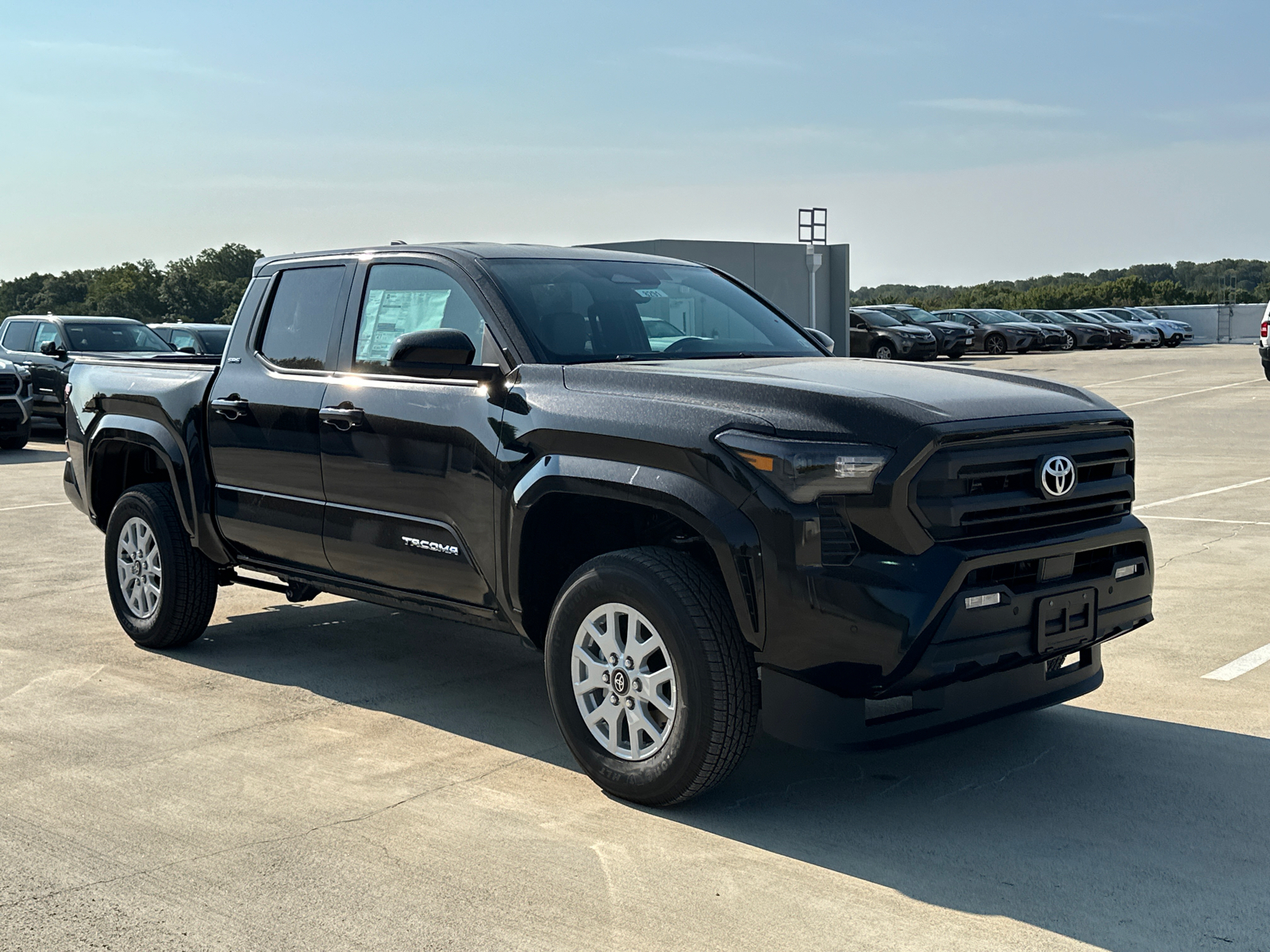 2024 Toyota Tacoma SR5 25