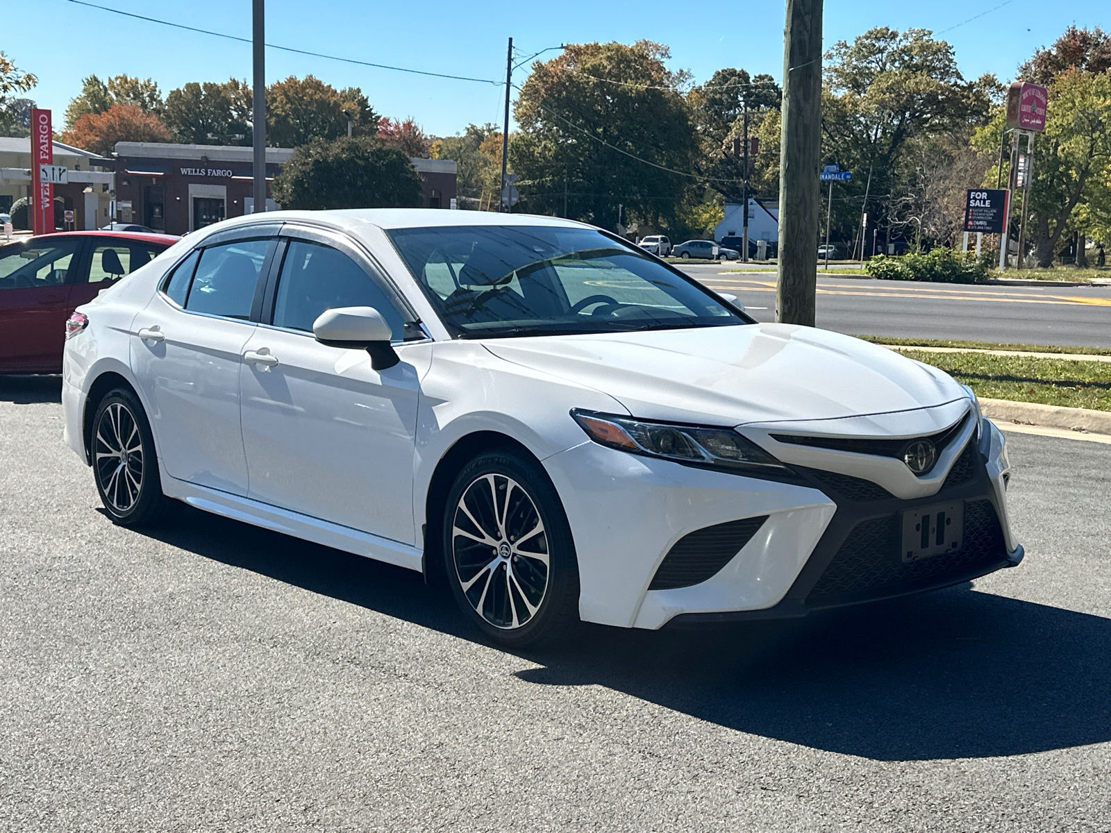 2019 Toyota Camry SE 29