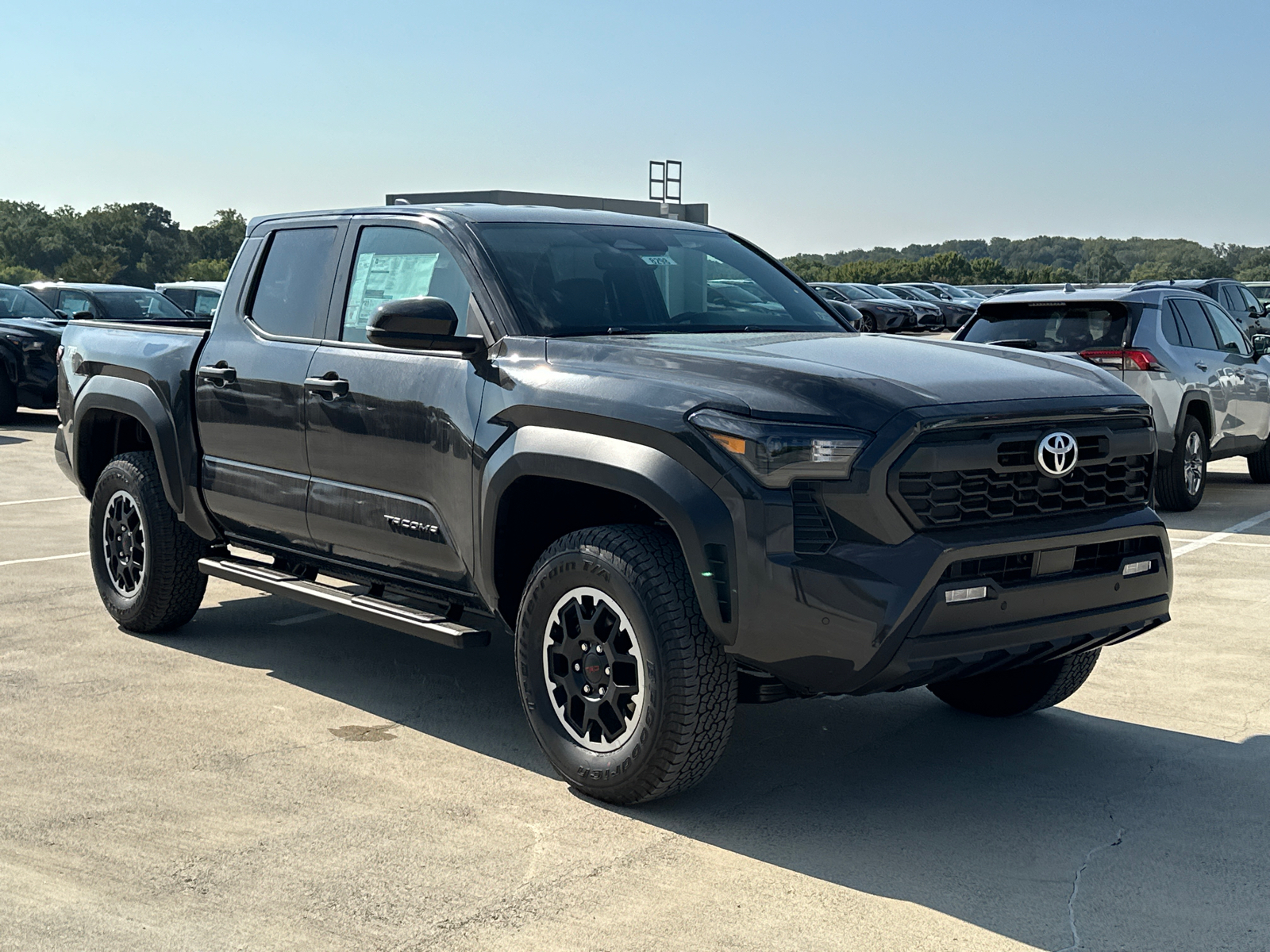 2024 Toyota Tacoma TRD Off-Road 28