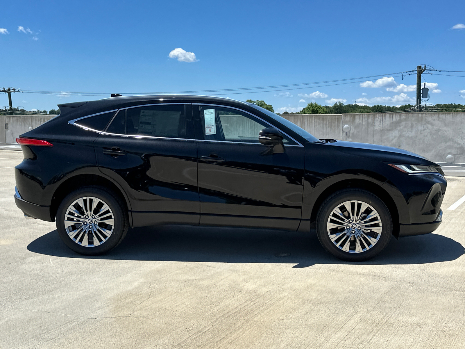 2024 Toyota Venza  2