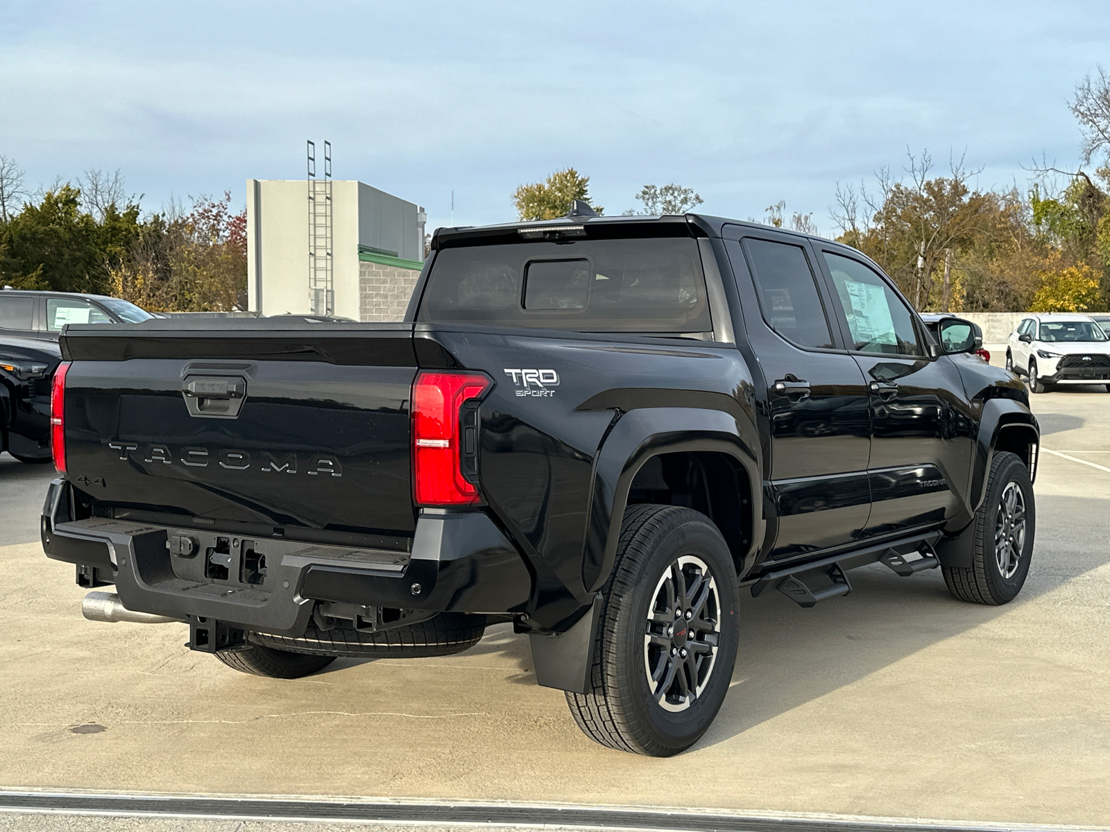 2024 Toyota Tacoma TRD Sport 3