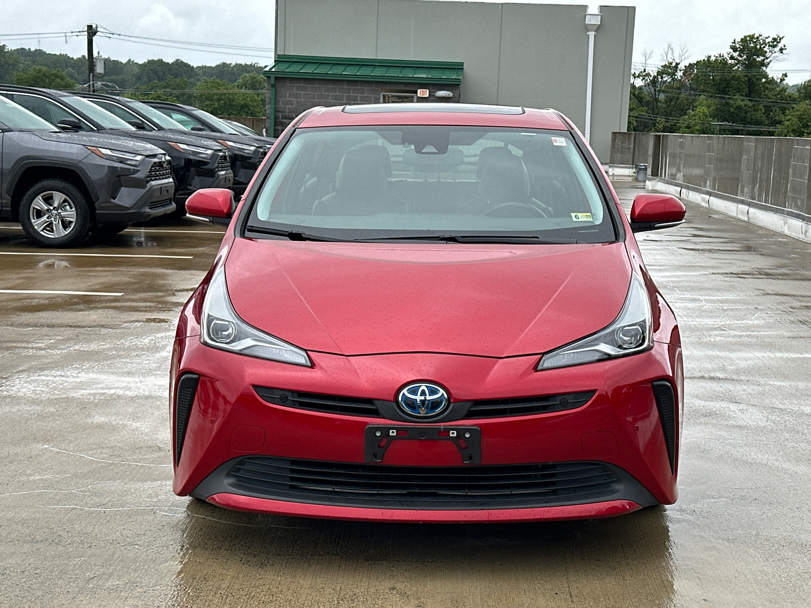 2021 Toyota Prius XLE 2