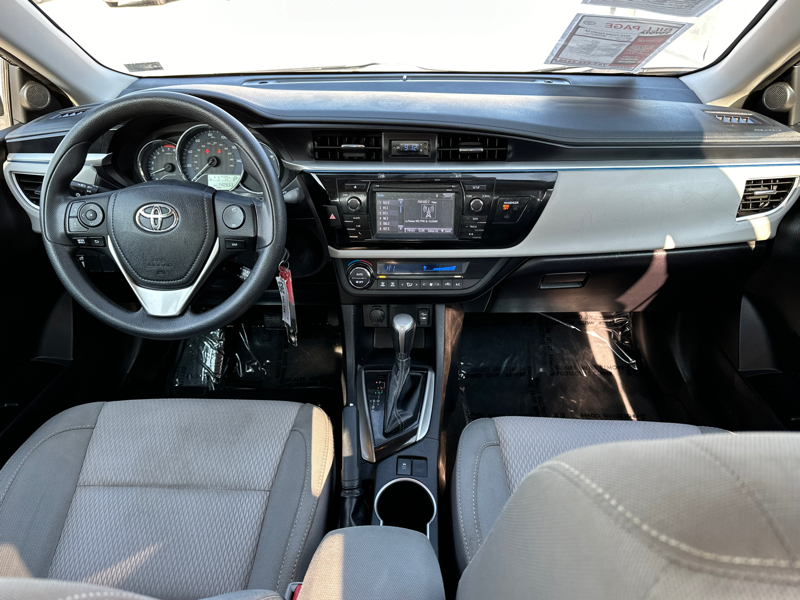 2015 Toyota Corolla LE 13