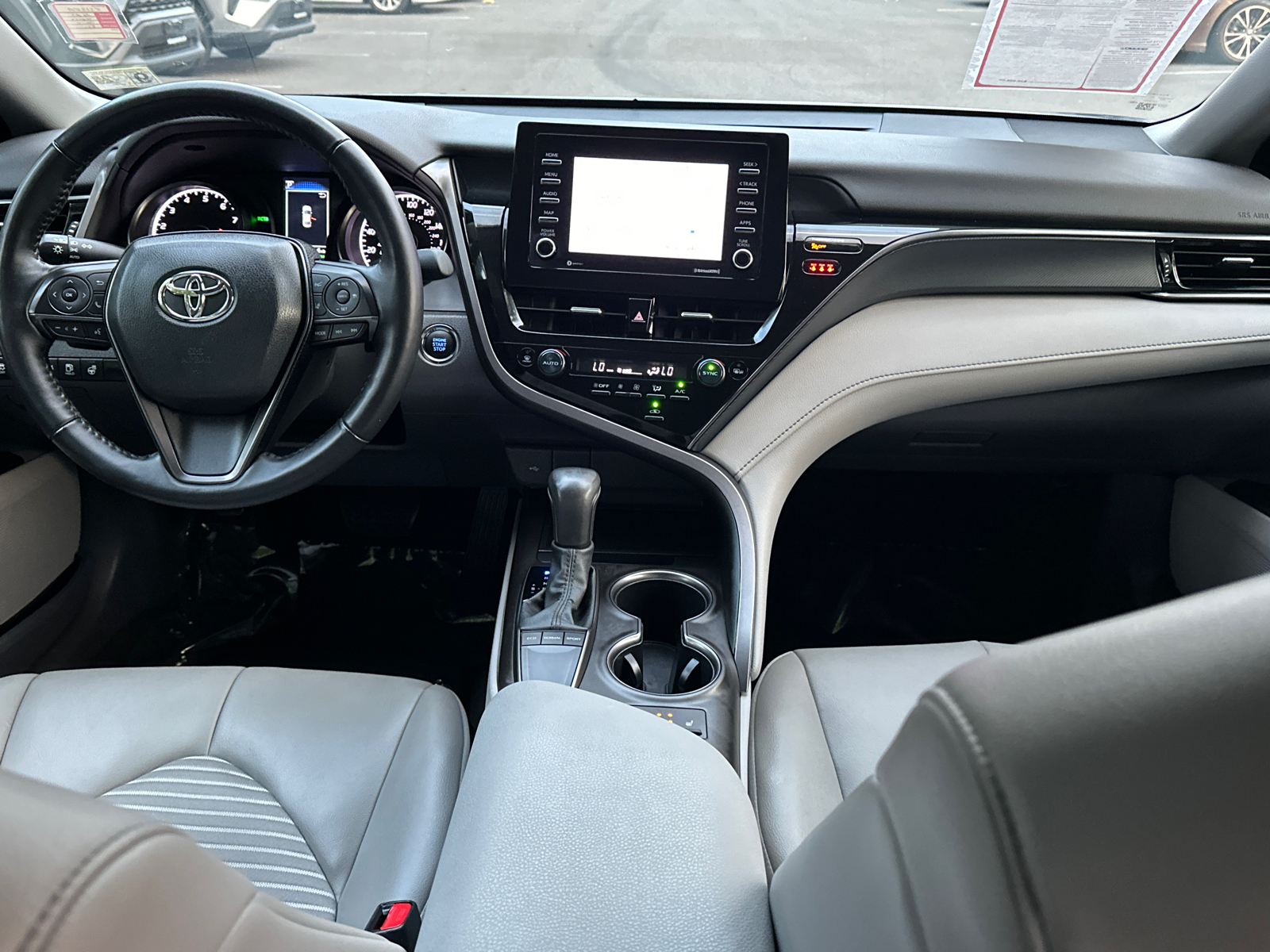 2023 Toyota Camry SE 16