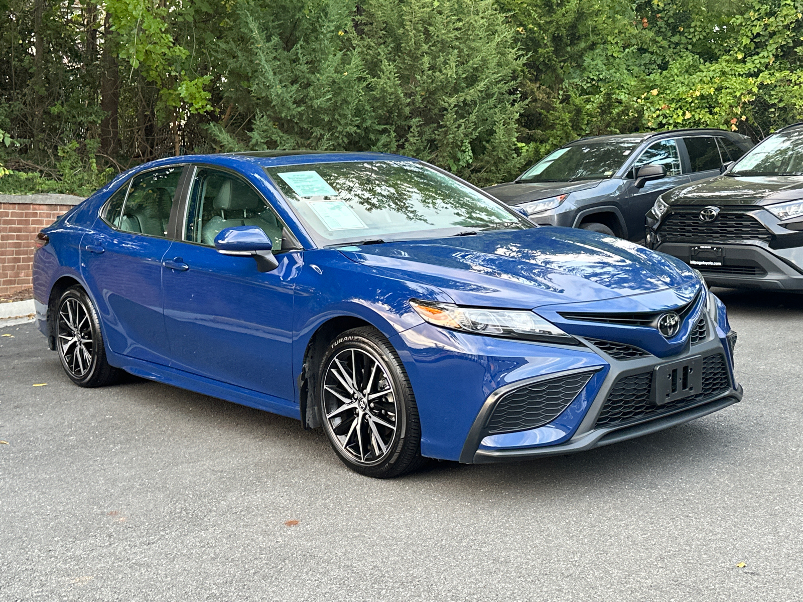 2023 Toyota Camry SE 33