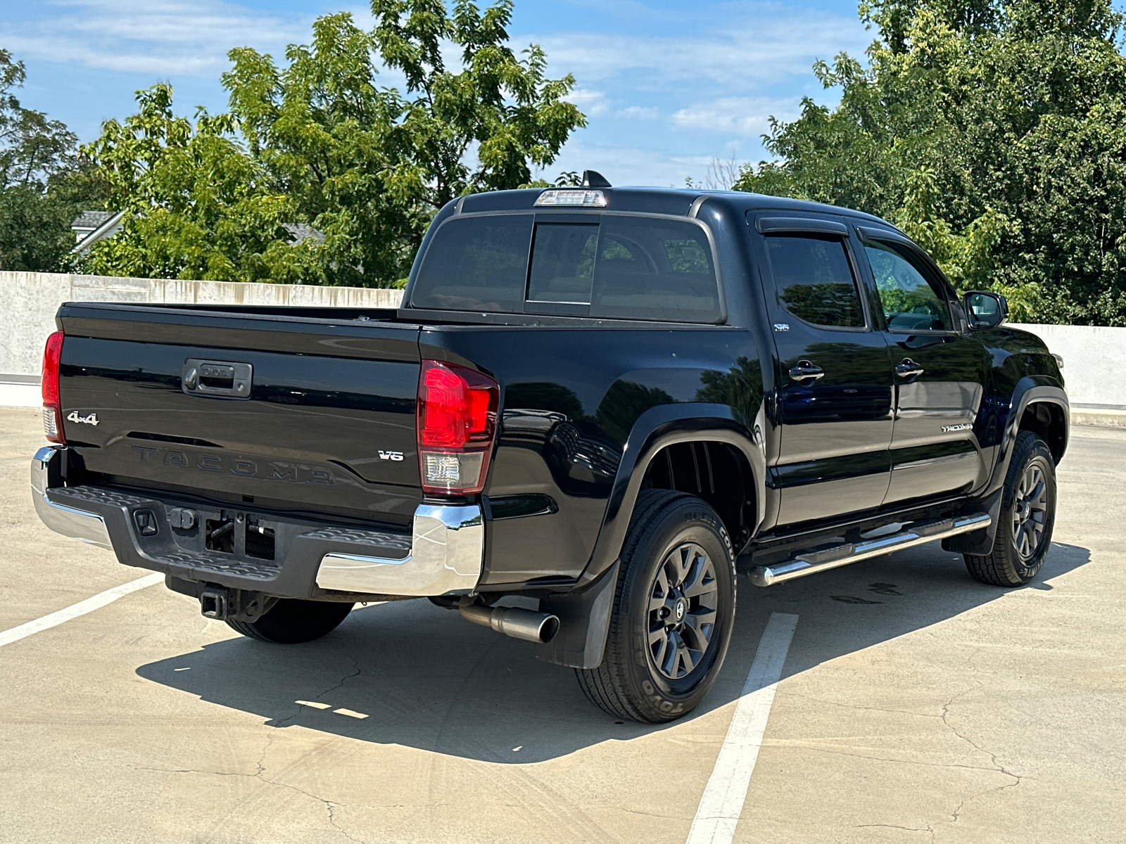 2020 Toyota Tacoma SR5 8