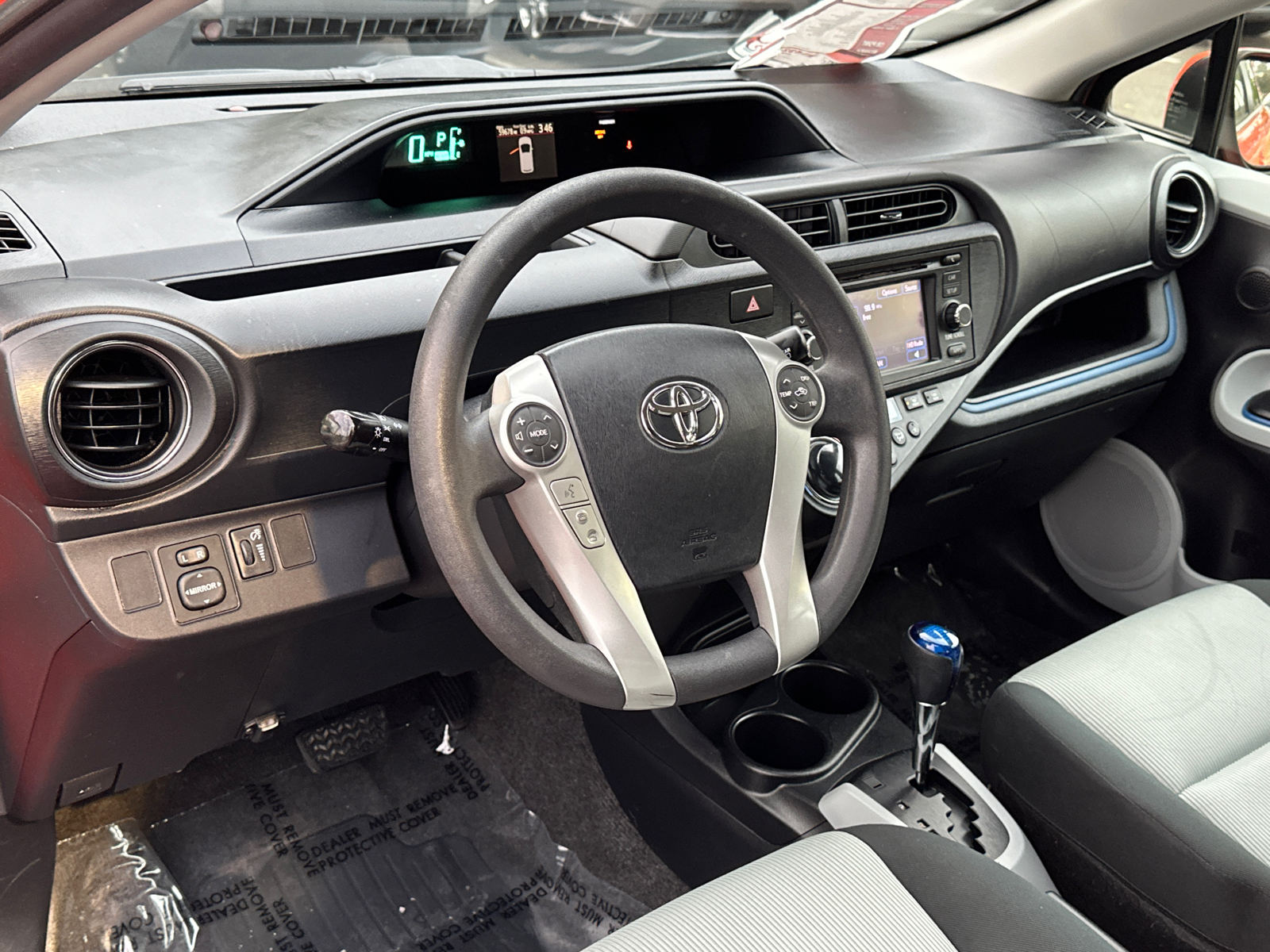 2013 Toyota Prius c Three 18