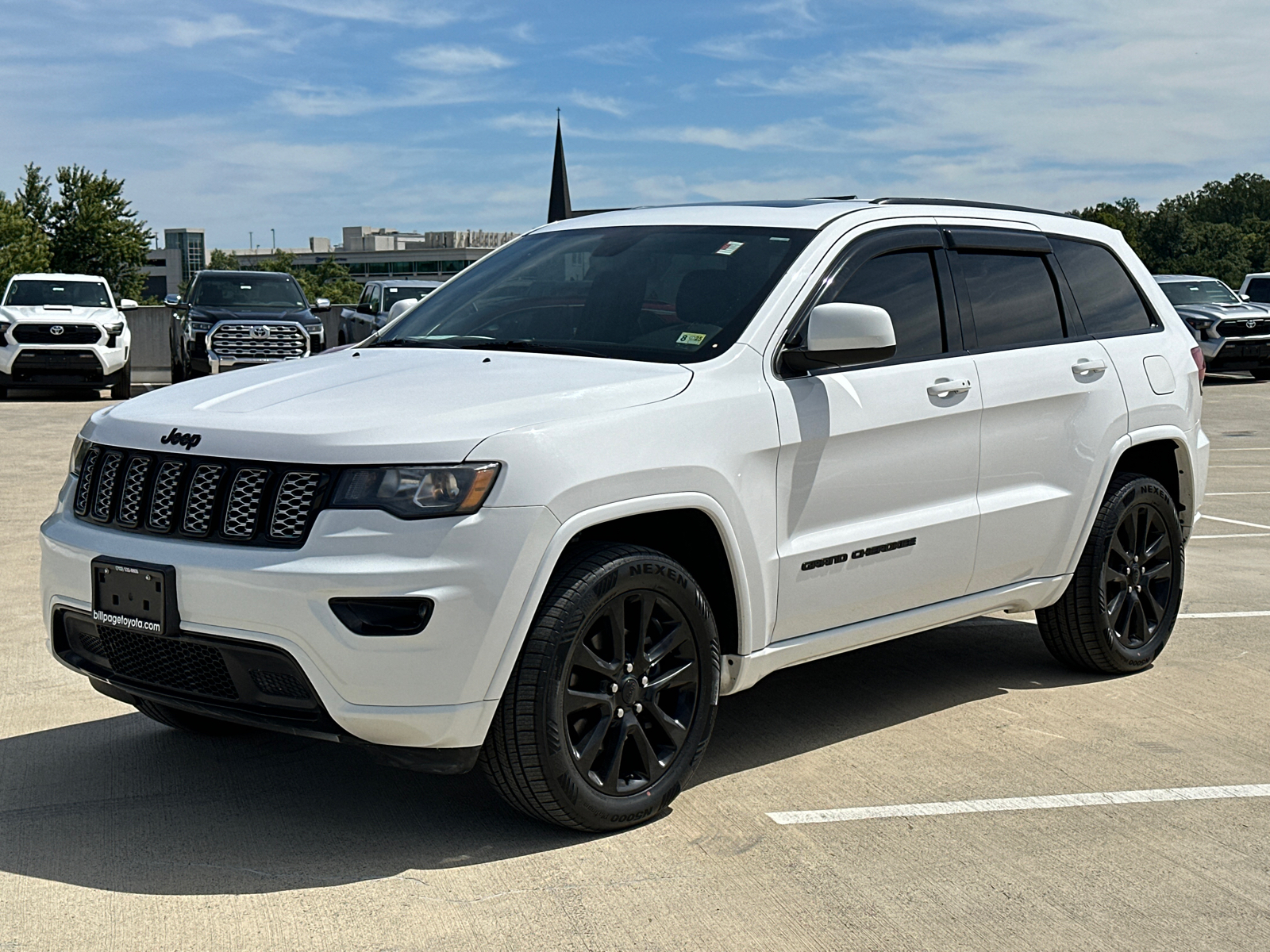 2019 Jeep Grand Cherokee Altitude 3