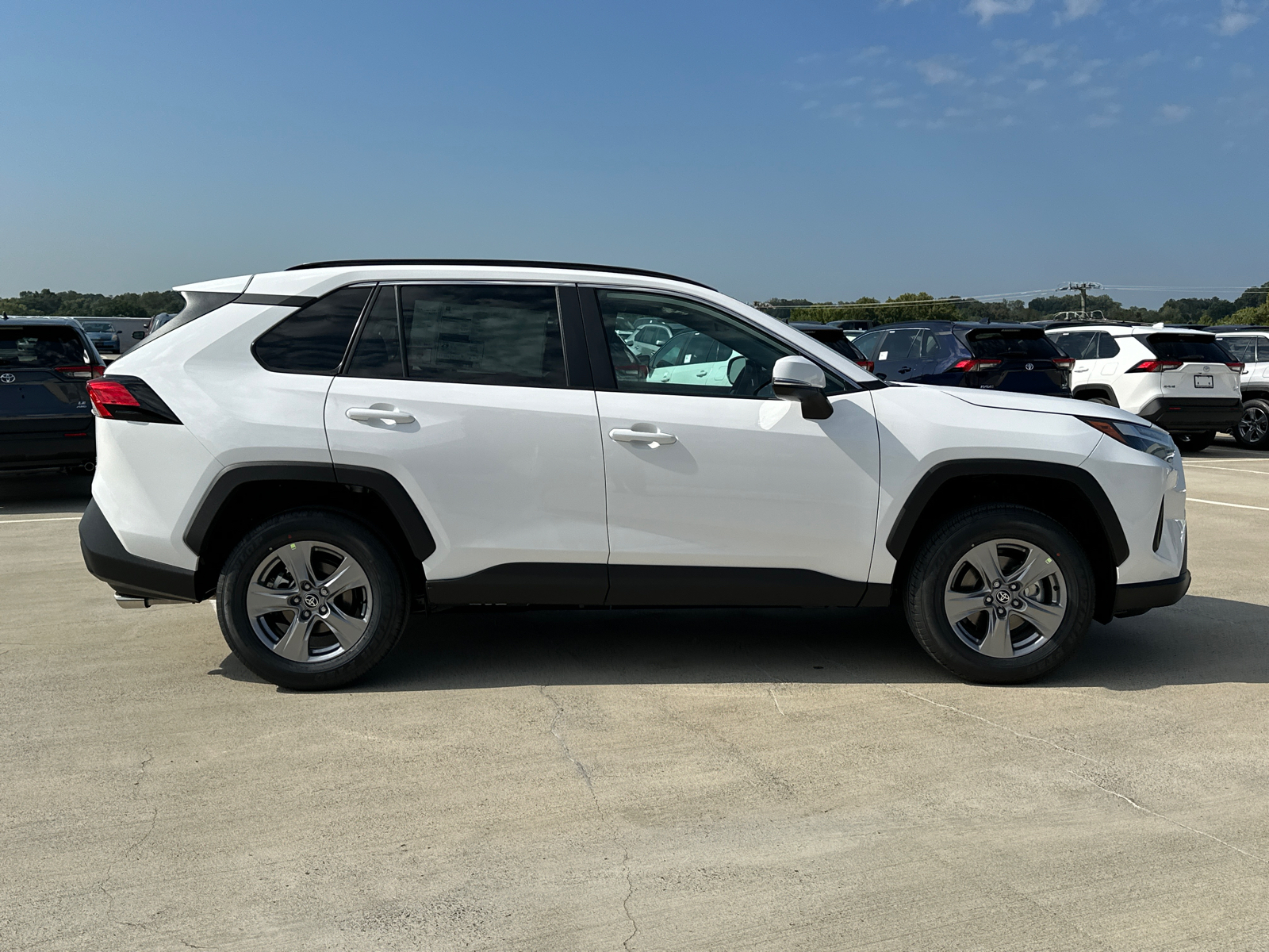 2024 Toyota RAV4 XLE 2