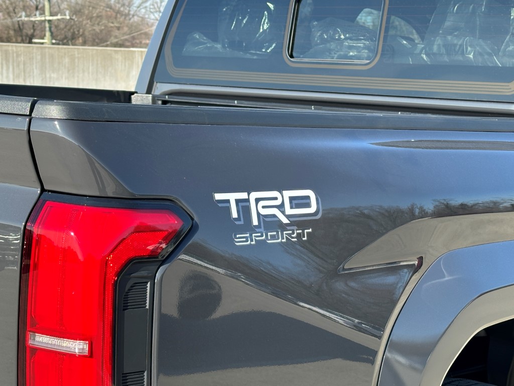 2024 Toyota Tacoma TRD Sport 5