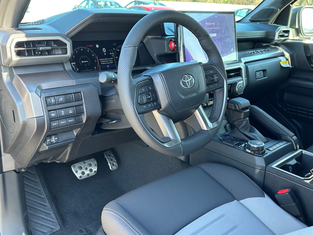 2024 Toyota Tacoma TRD Sport 15