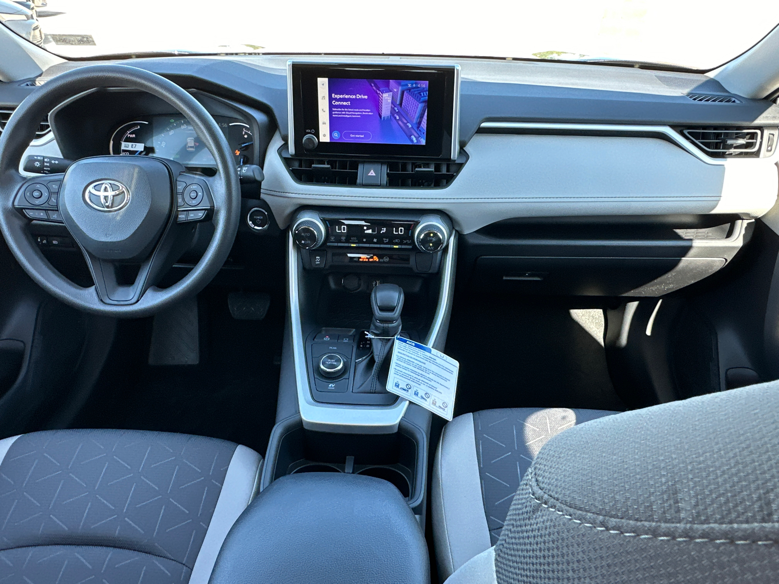 2024 Toyota RAV4 Hybrid XLE 10