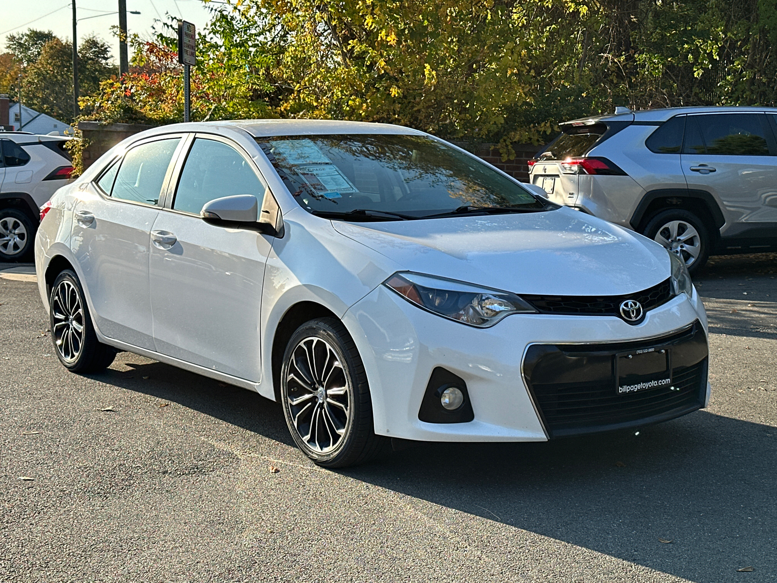 2016 Toyota Corolla S Plus 33