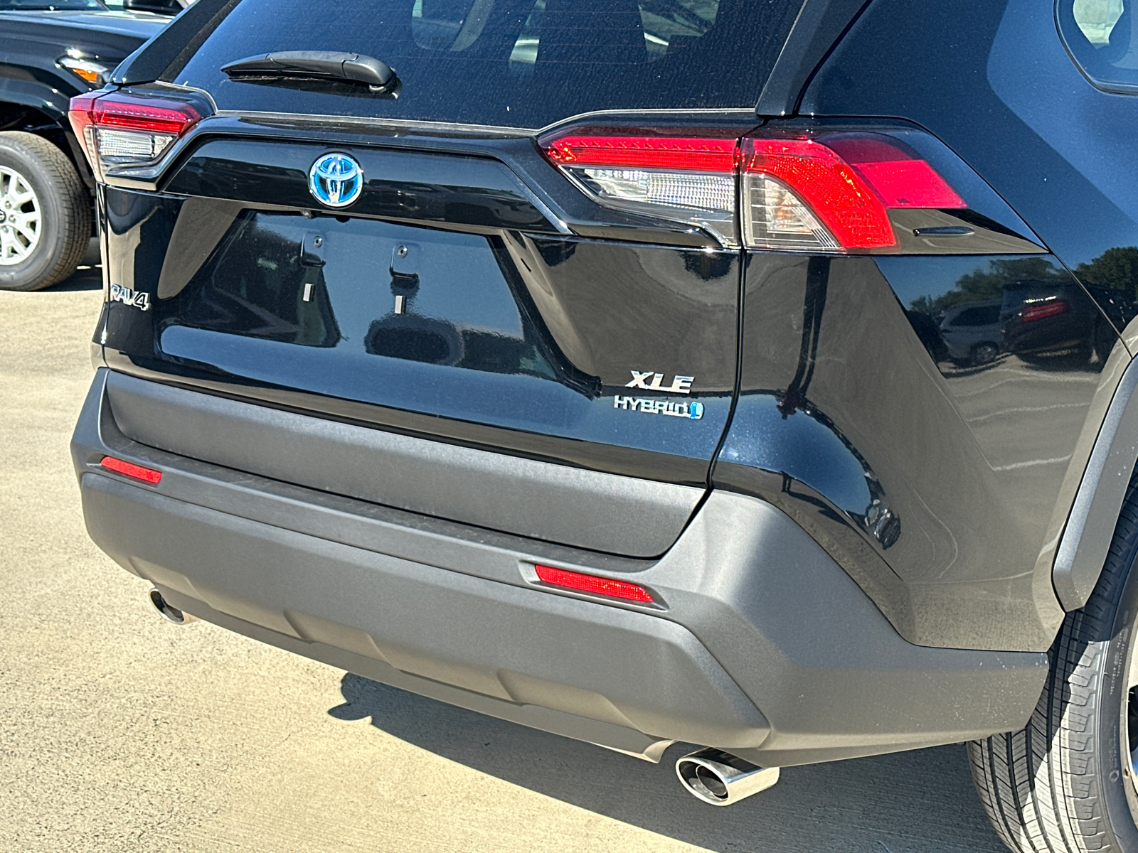 2024 Toyota RAV4 Hybrid  4