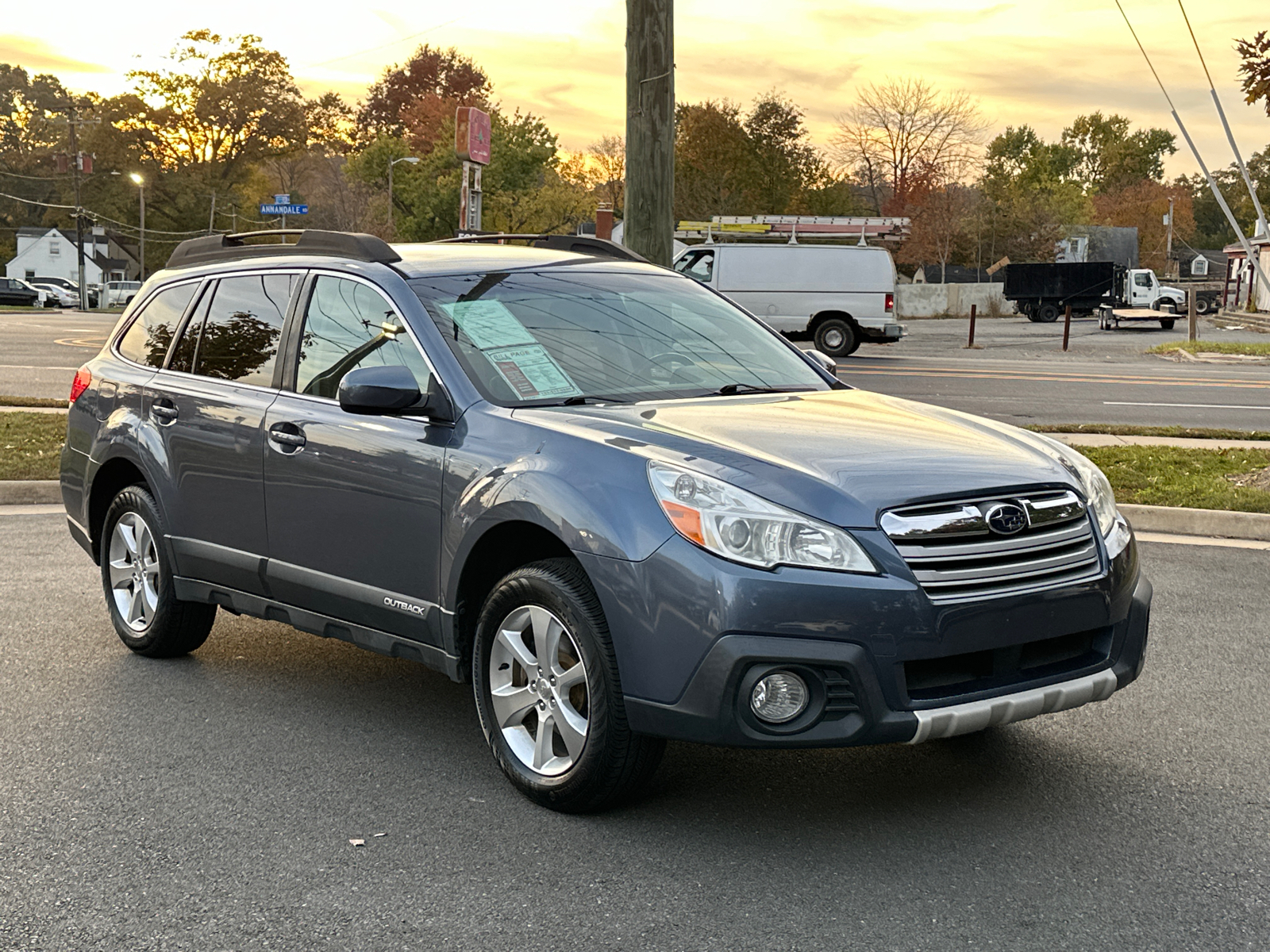 2014 Subaru Outback 2.5i 37