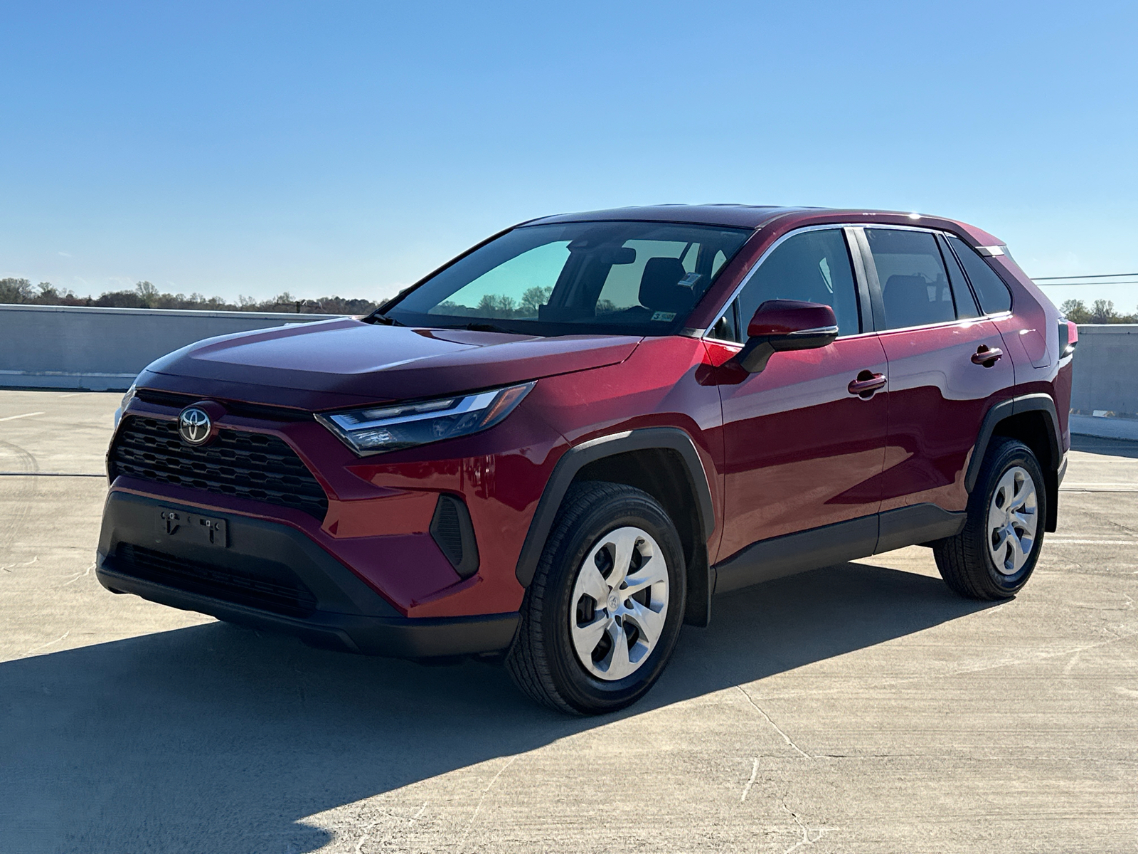 2023 Toyota RAV4 LE 2