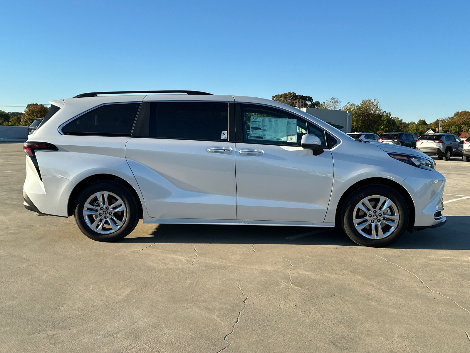 2024 Toyota Sienna  2