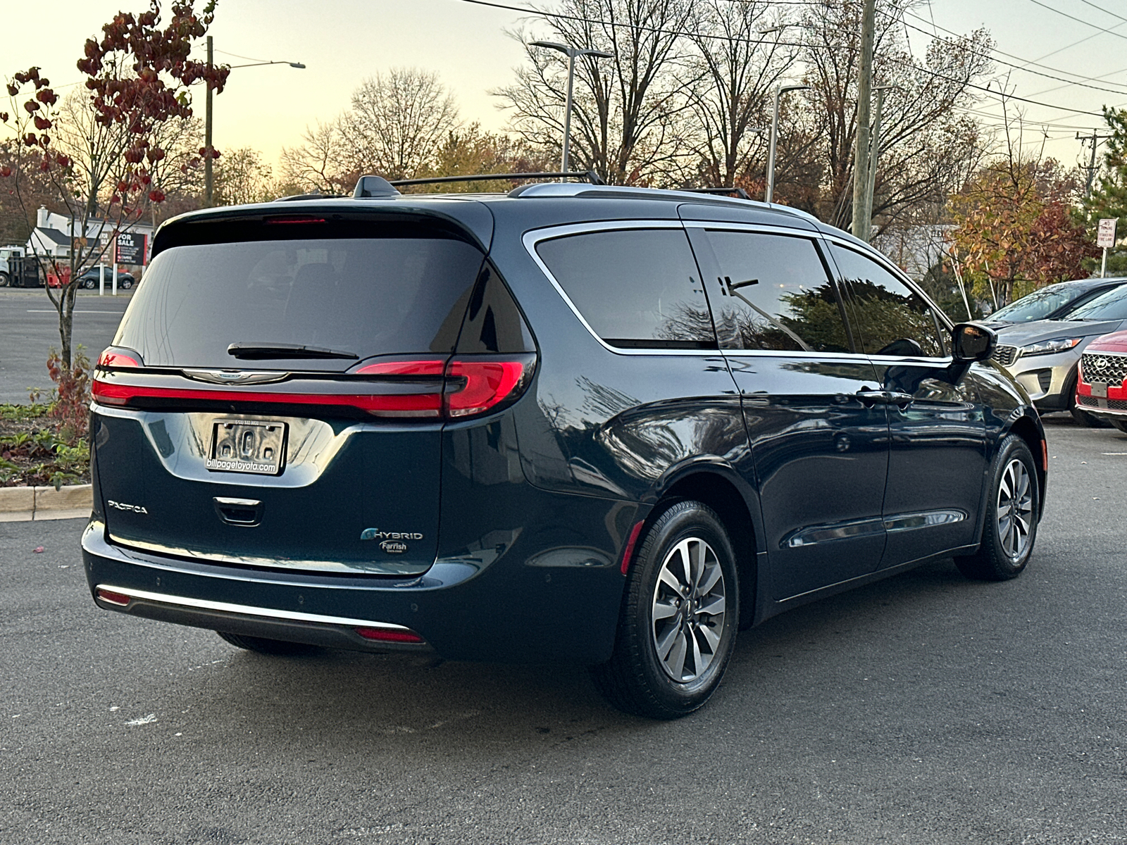 2021 Chrysler Pacifica Hybrid Touring L 9