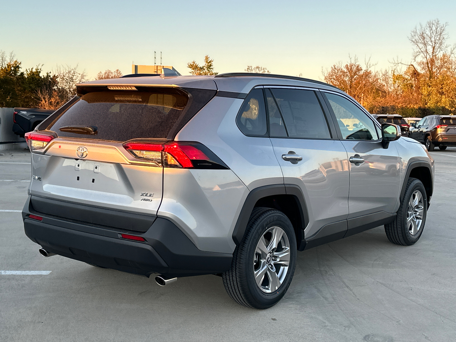 2024 Toyota RAV4 XLE 3