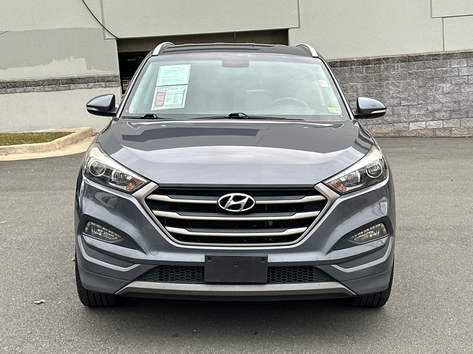 2016 Hyundai Tucson Sport 2