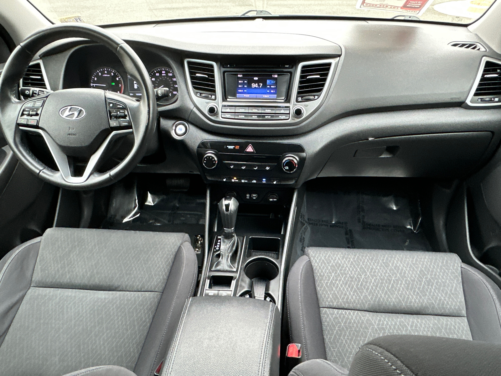 2016 Hyundai Tucson Sport 17