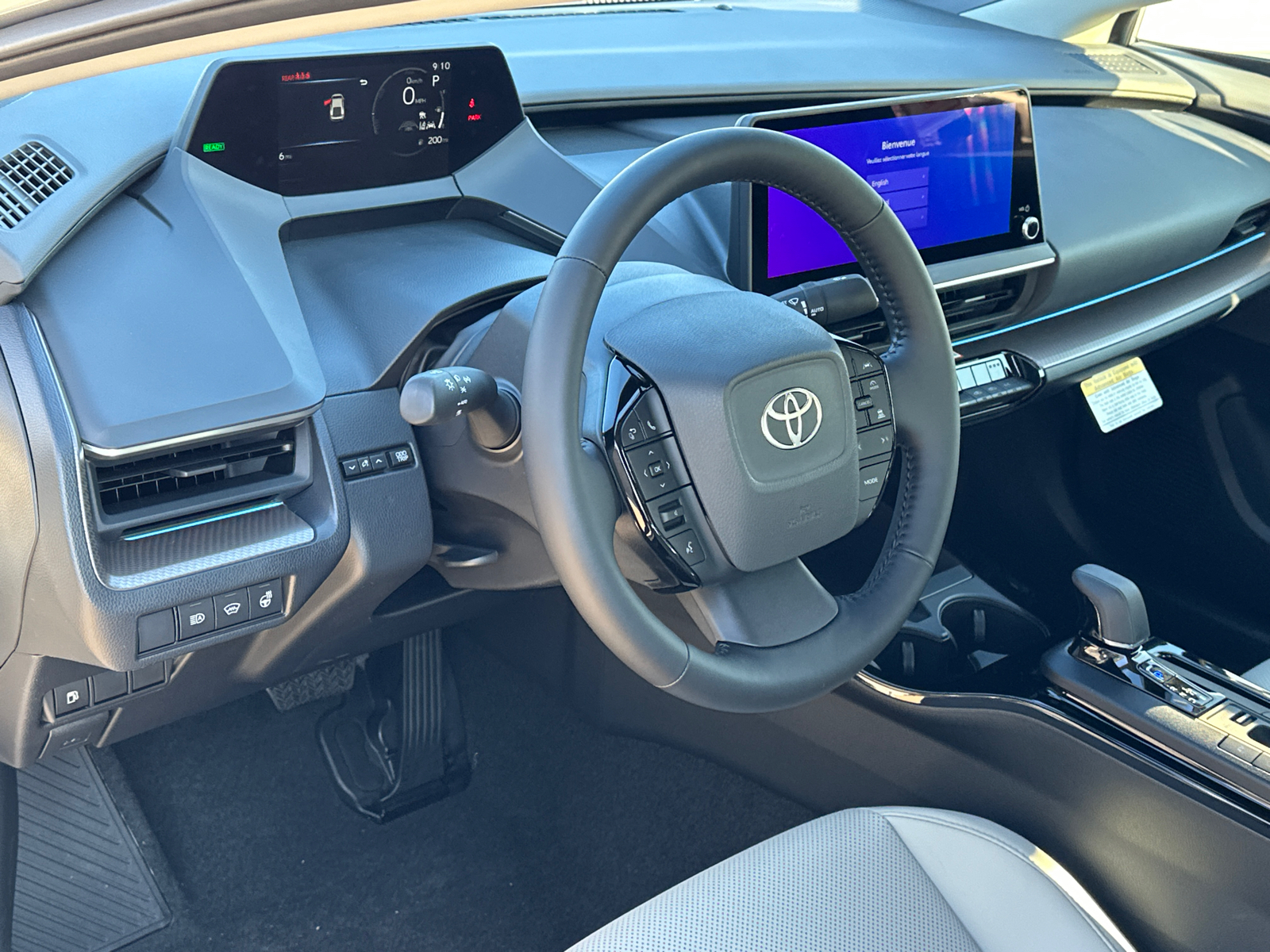 2024 Toyota Prius XLE 17