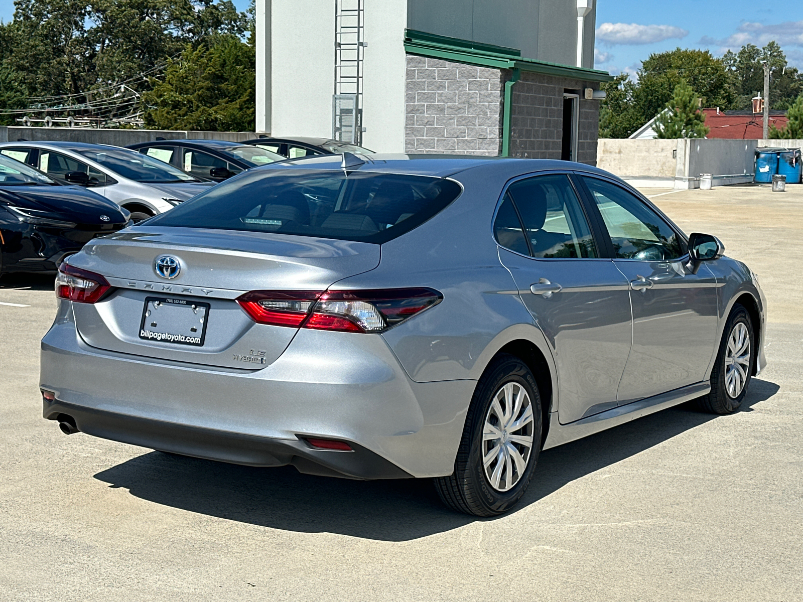 2024 Toyota Camry Hybrid LE 5