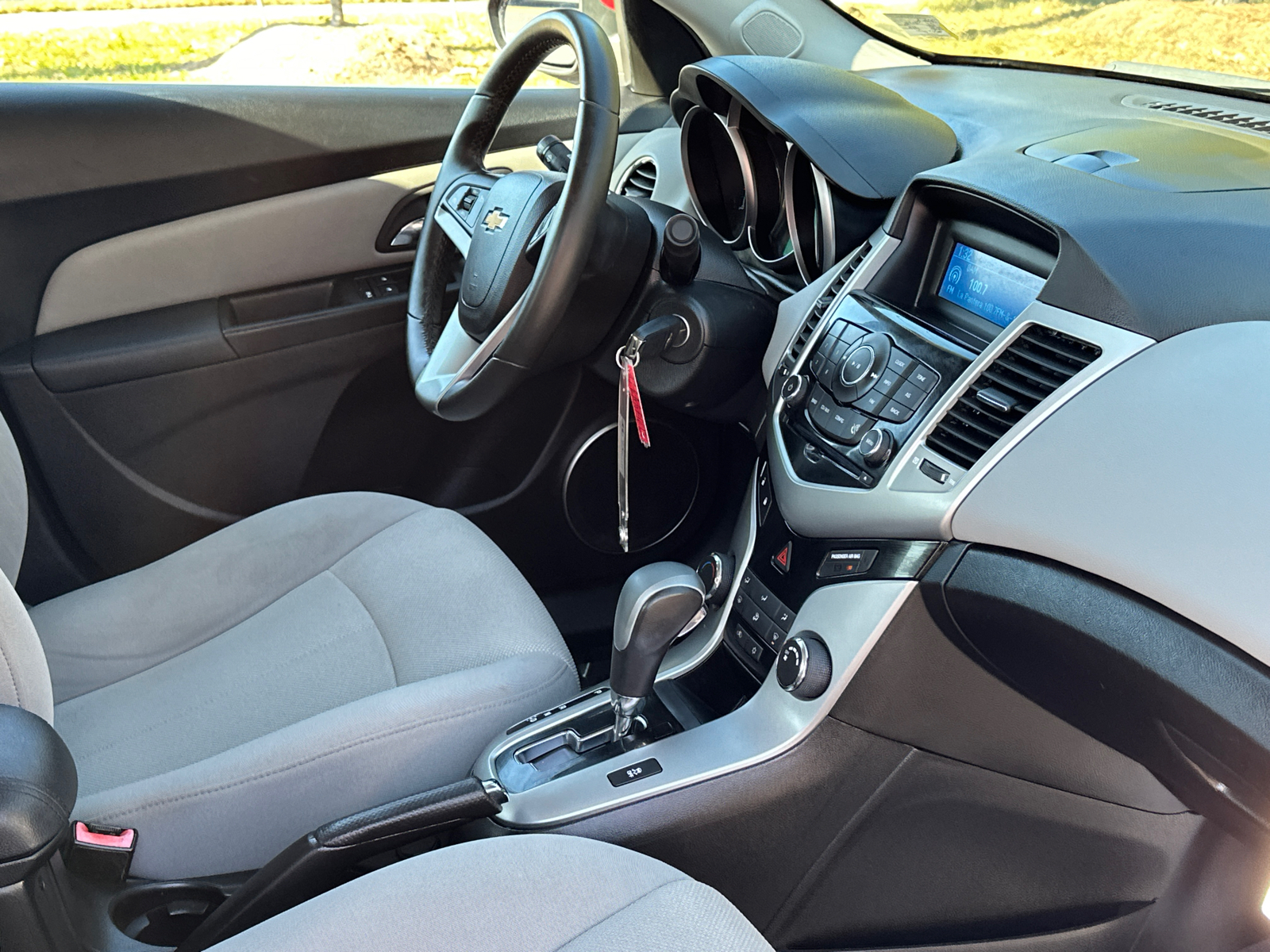 2011 Chevrolet Cruze 1LT 9