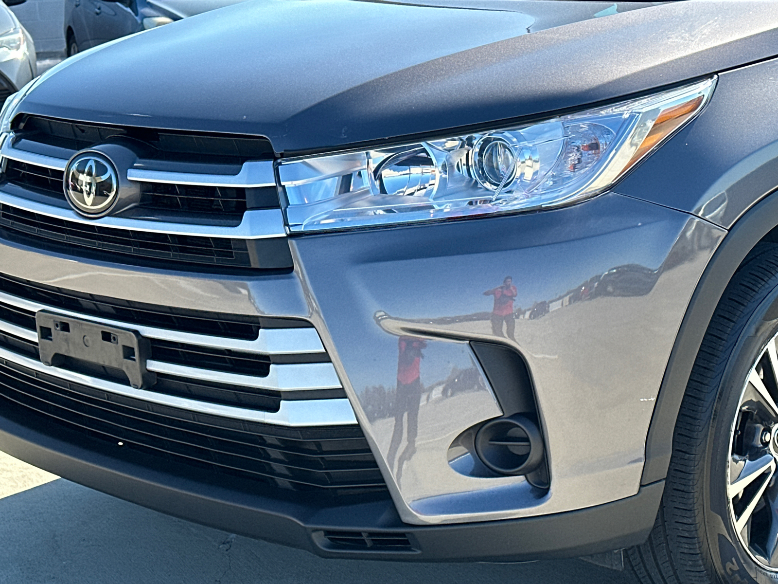 2019 Toyota Highlander LE Plus 3