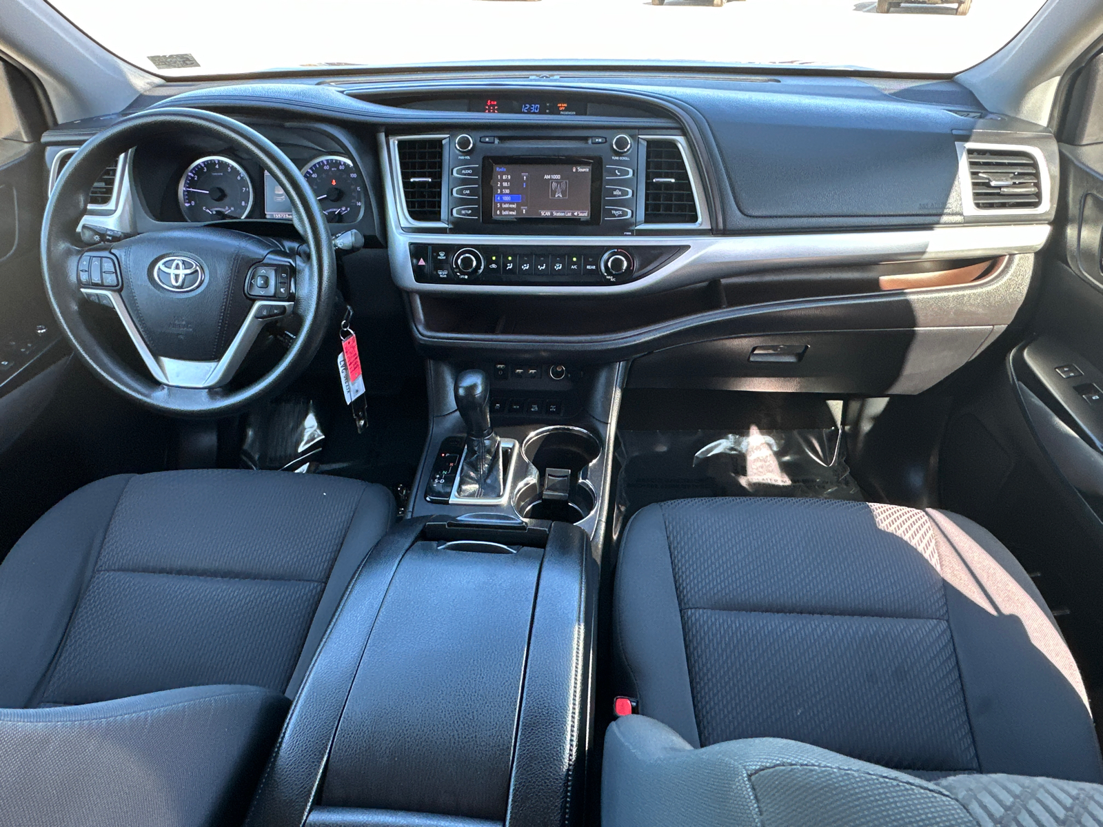 2019 Toyota Highlander LE Plus 14