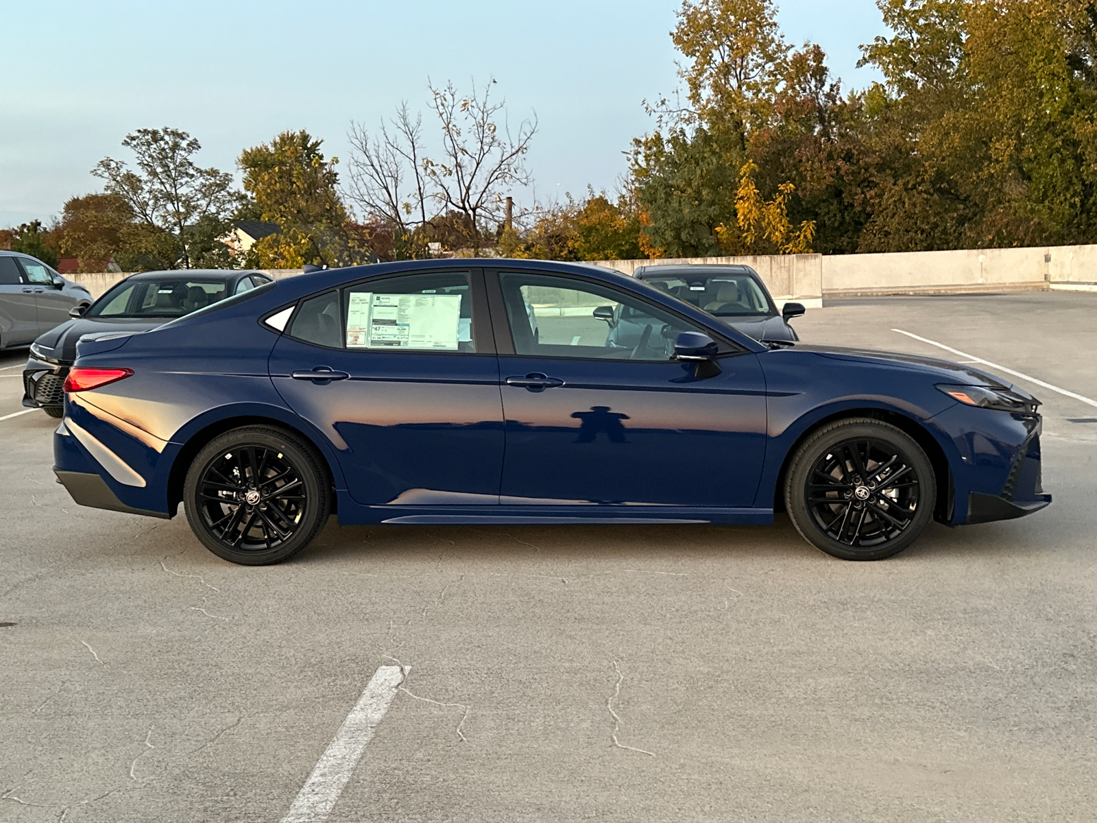 2025 Toyota Camry SE 2