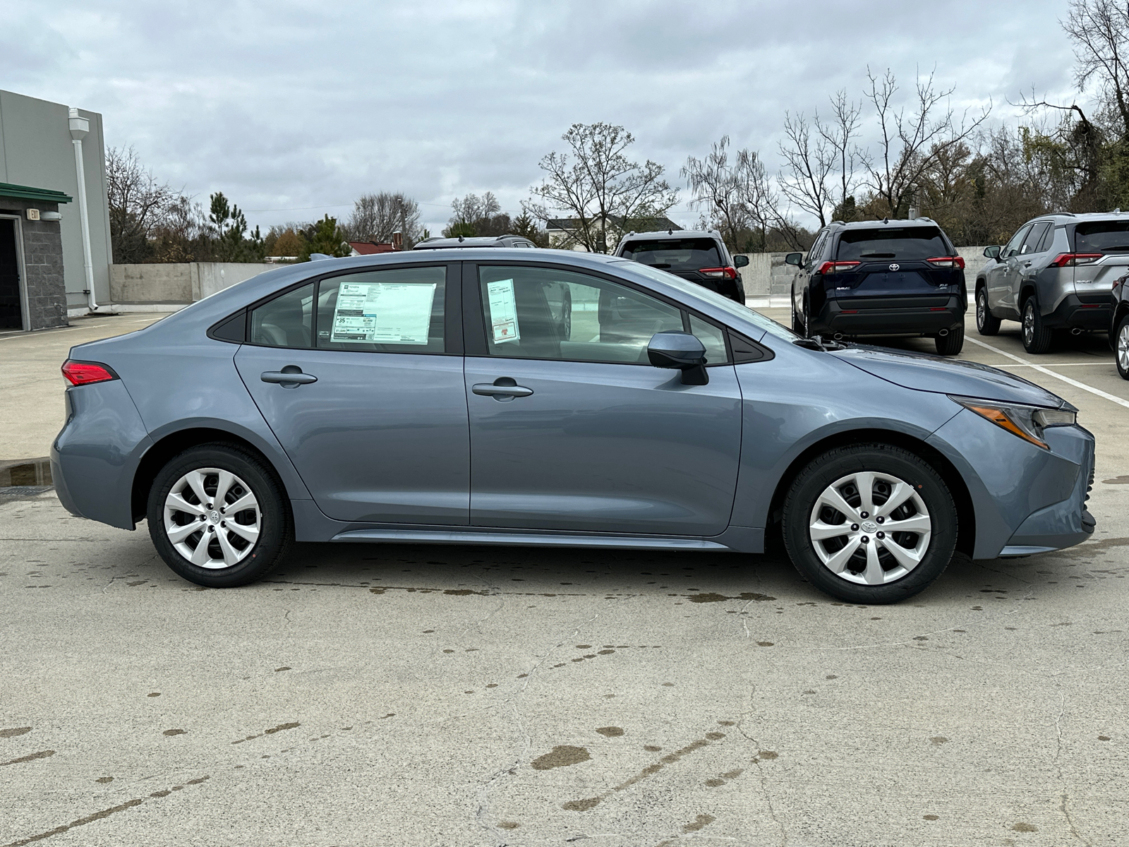 2025 Toyota Corolla LE 2