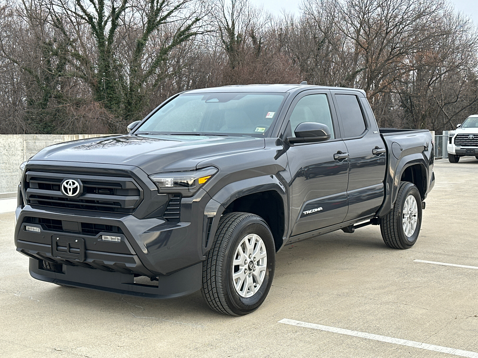 2024 Toyota Tacoma SR5 3