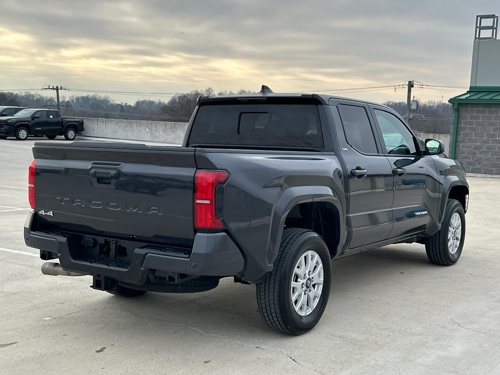 2024 Toyota Tacoma SR5 7