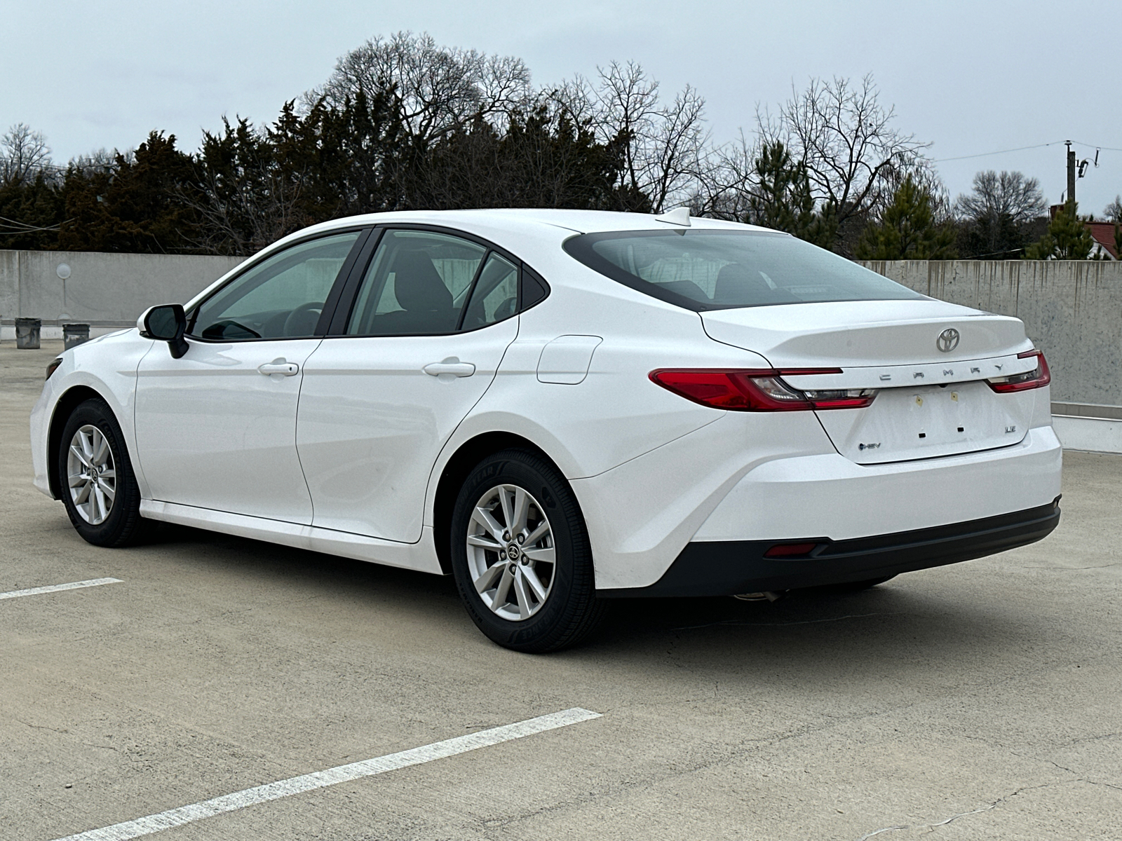 2025 Toyota Camry LE 5