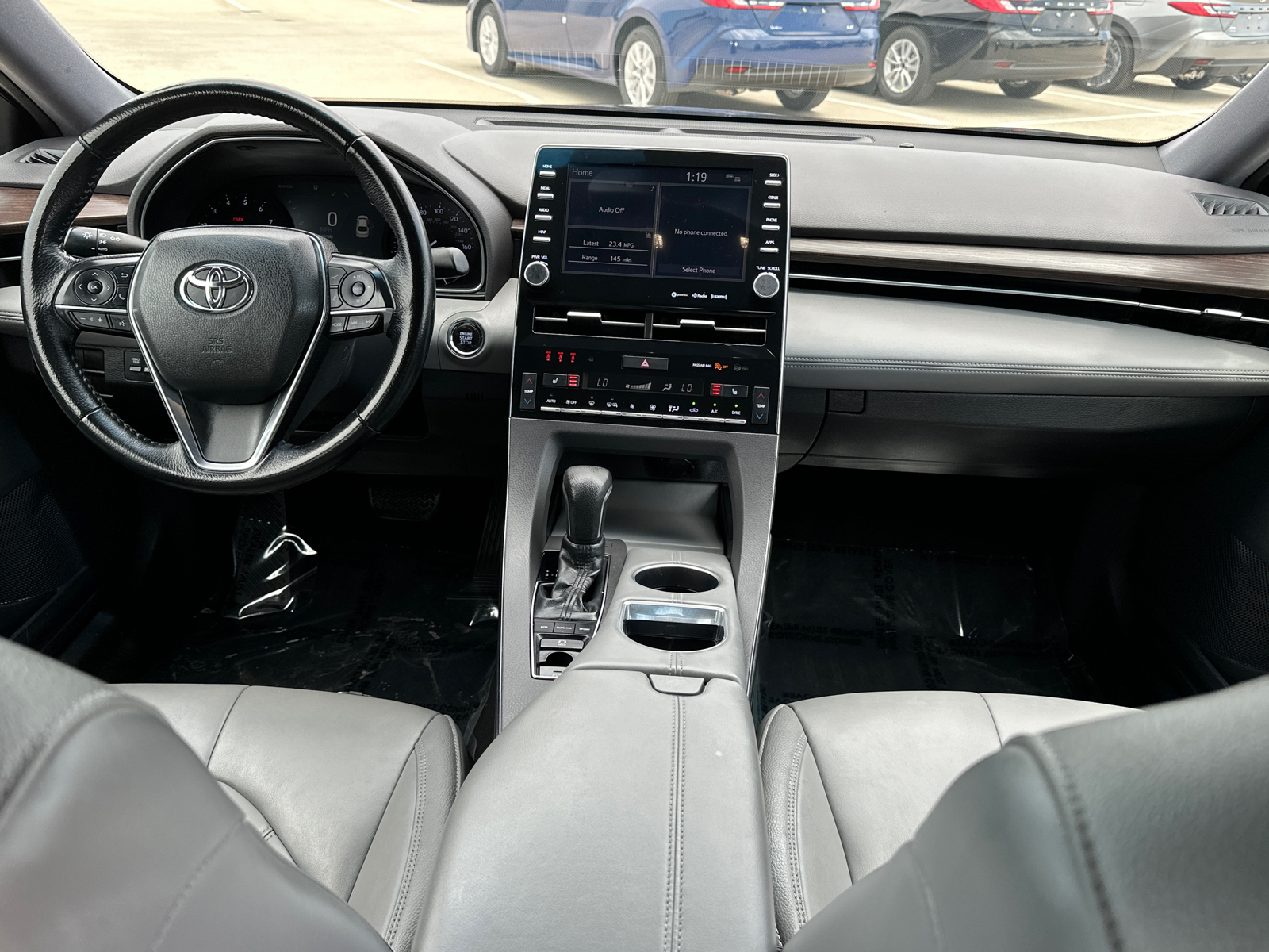 2019 Toyota Avalon XLE 17
