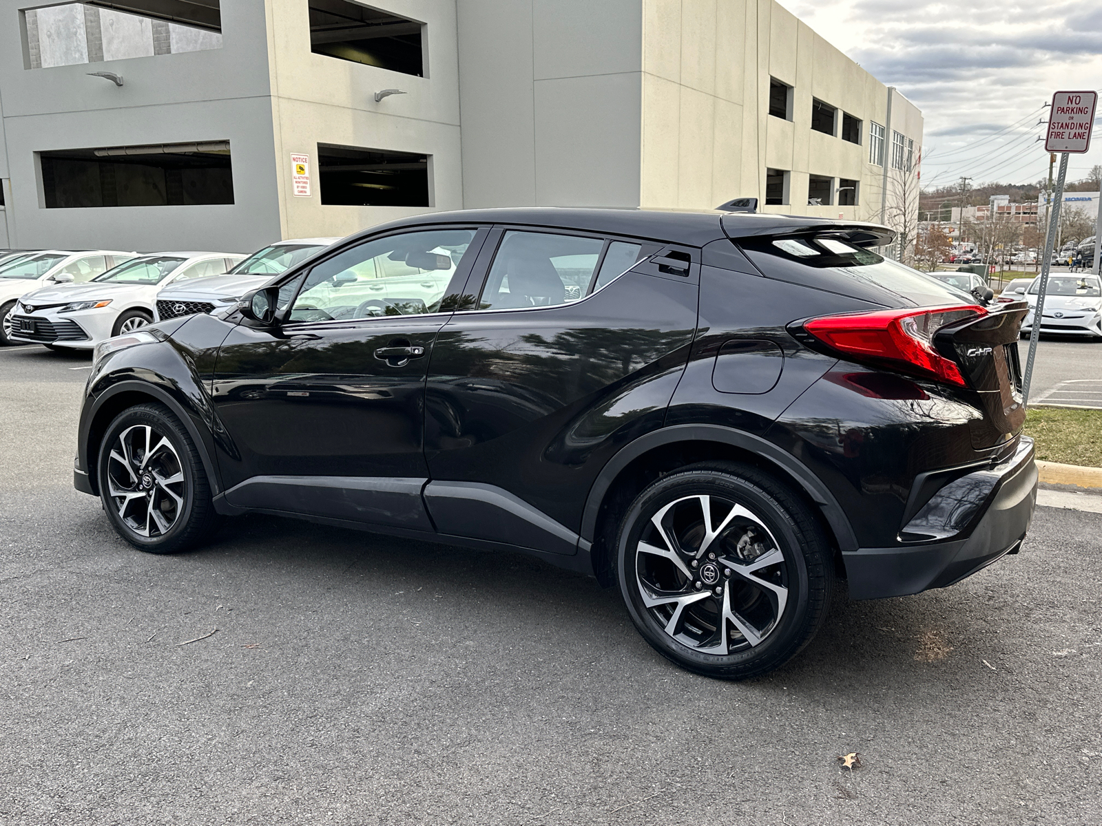 2019 Toyota C-HR Limited 7