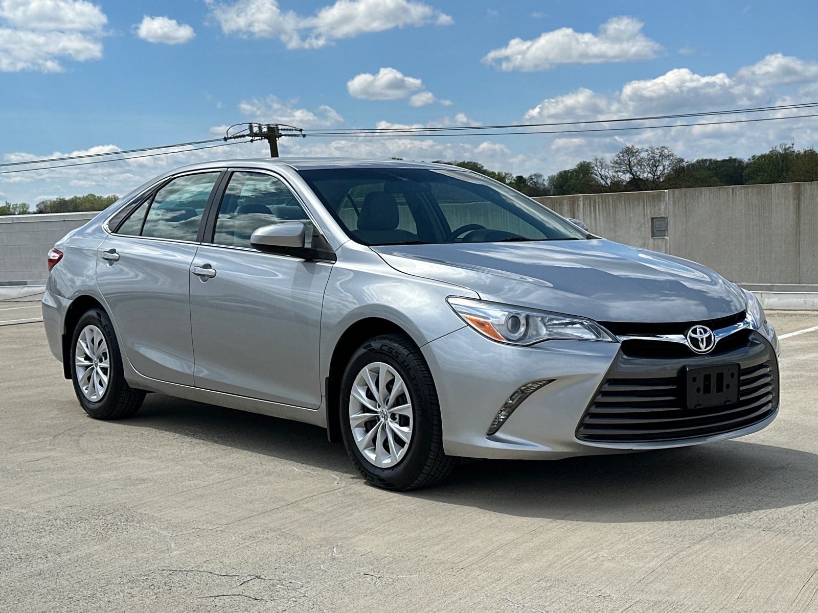2017 Toyota Camry LE 31