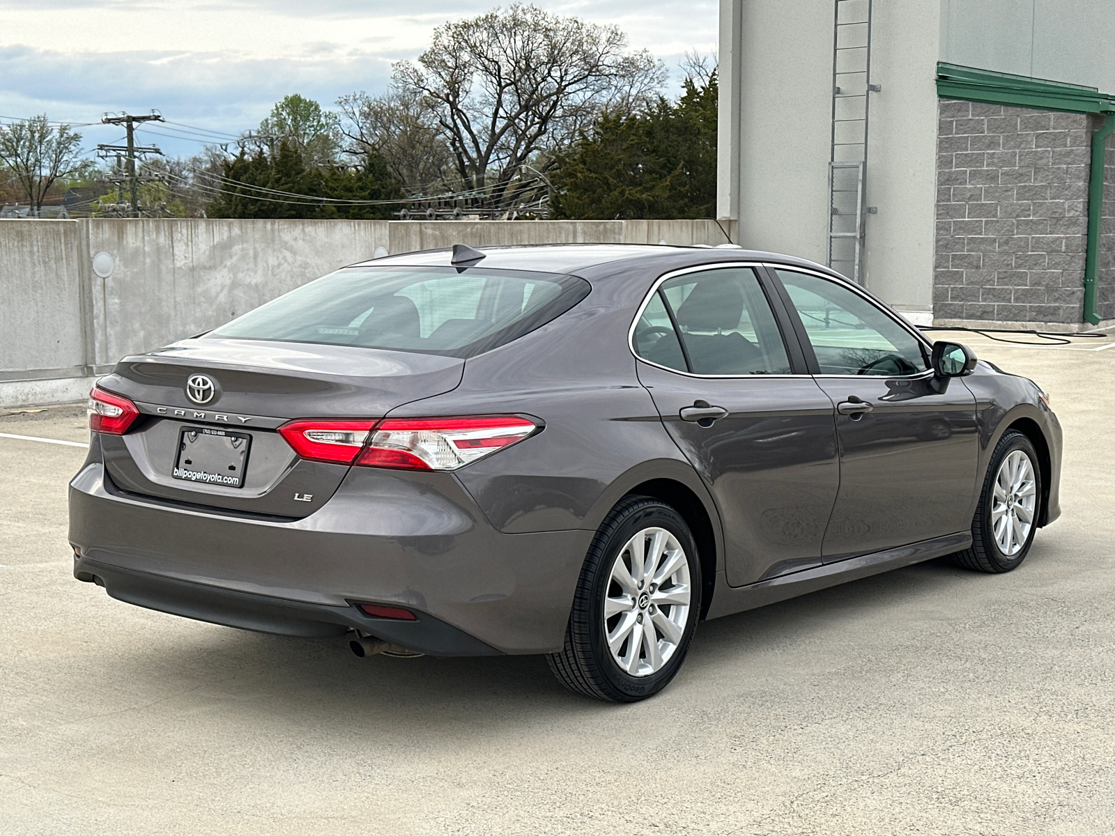 2019 Toyota Camry LE 6