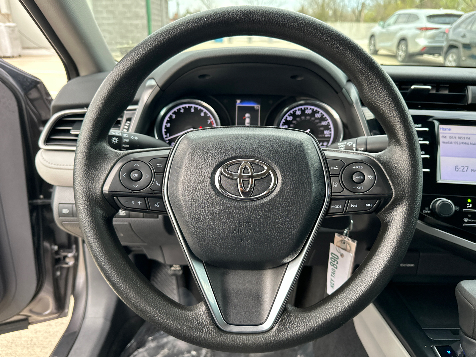 2019 Toyota Camry LE 27