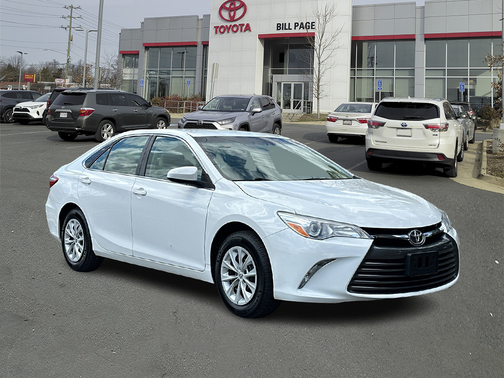 2017 Toyota Camry LE 1