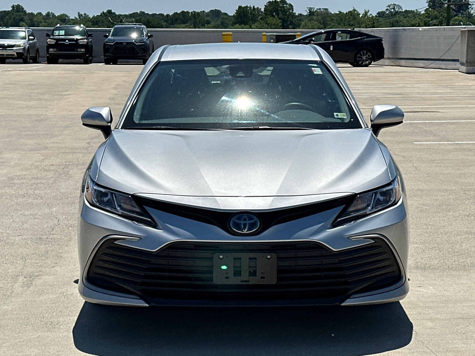 2021 Toyota Camry Hybrid LE 2